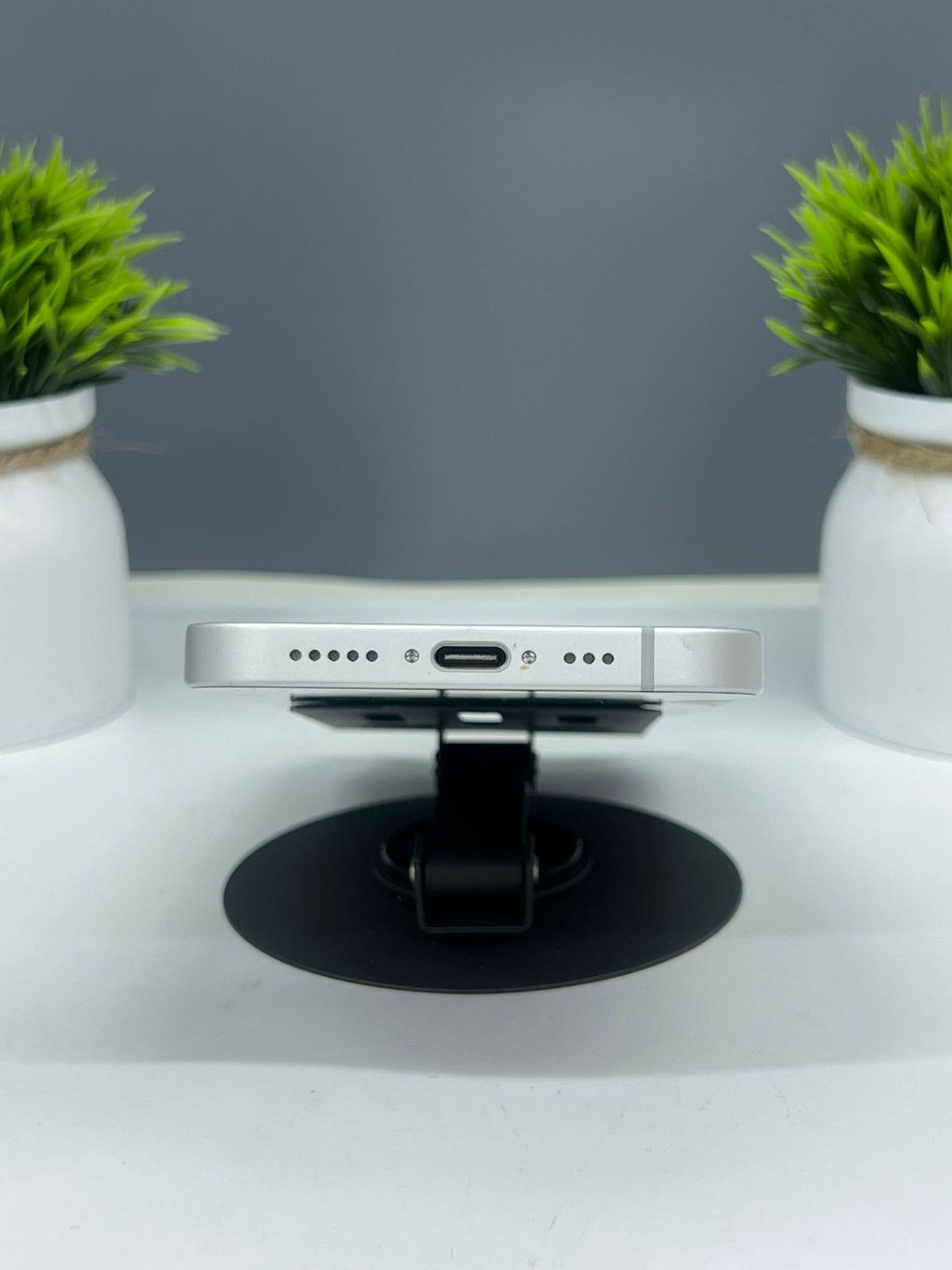 Apple iPhone 16e 128GB