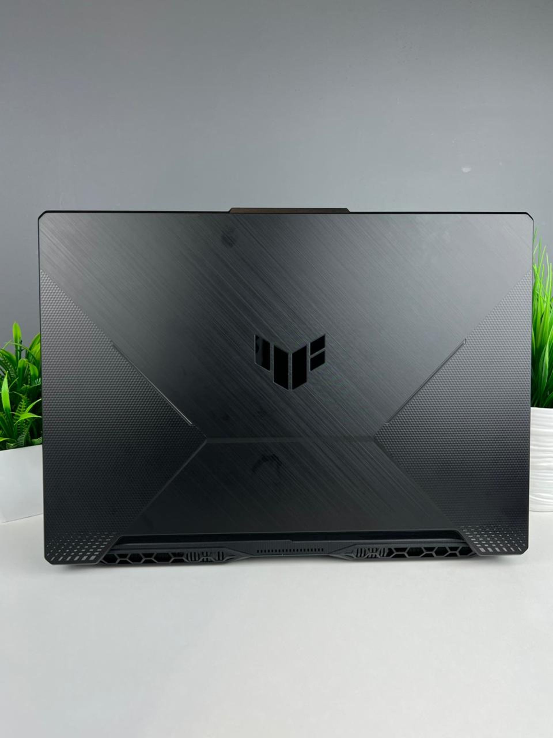 Asus Ryzen 5 (5-е поколение) 2023 (6 ядер / 12 потоков)