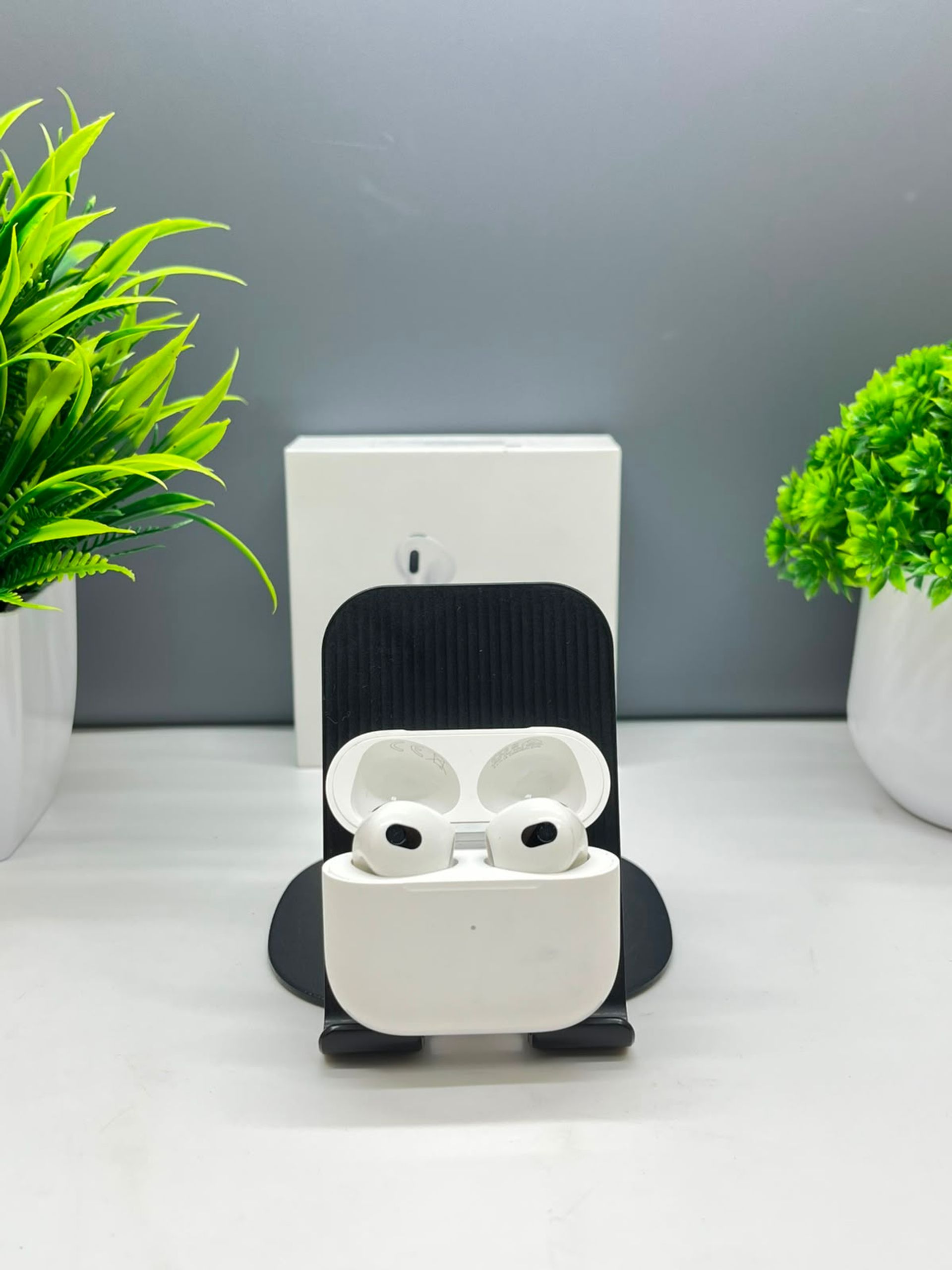 Apple AirPods 3 series