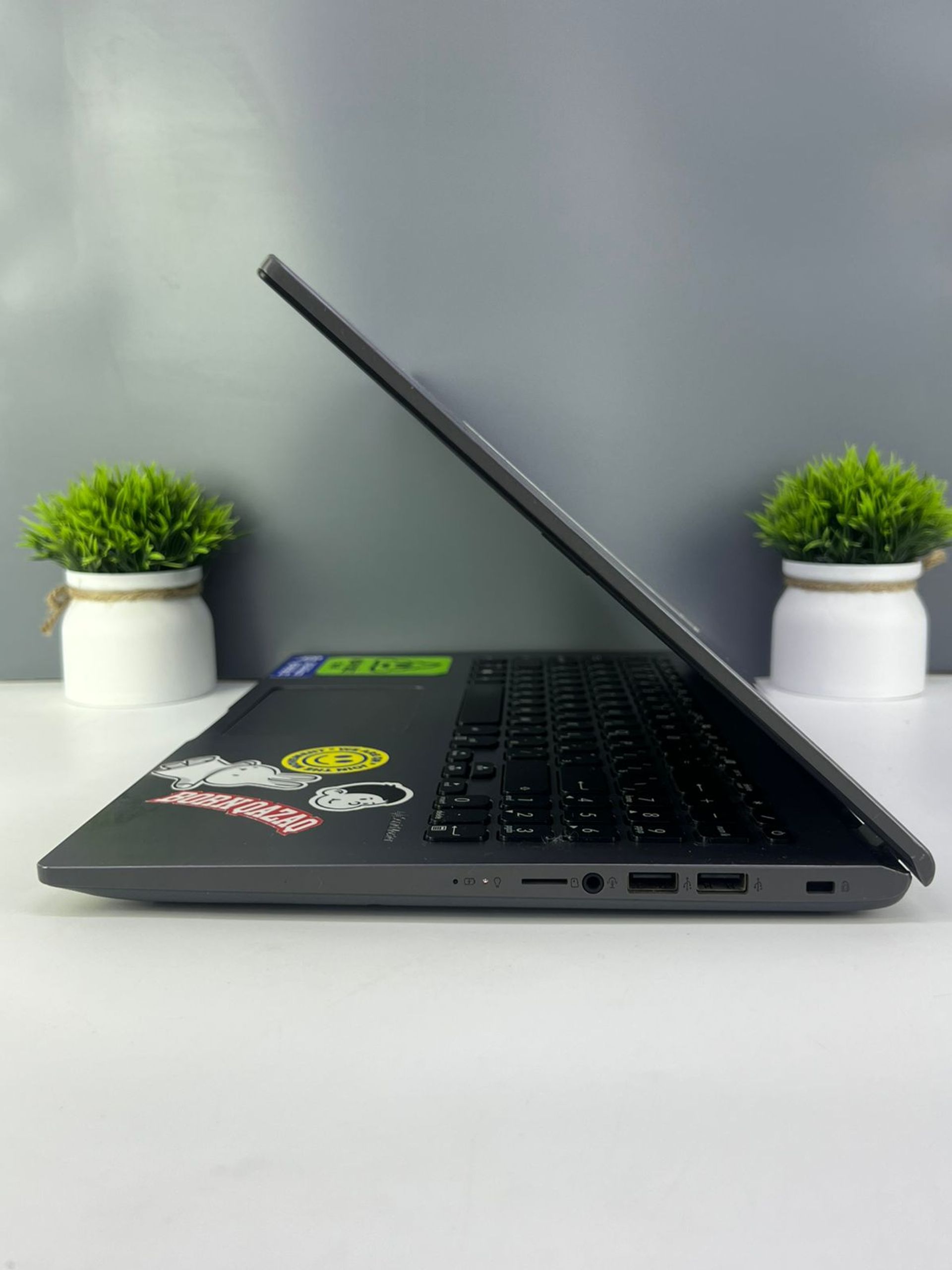Ноутбук Asus core i3/10-пок  Intel Core i3  10-поколение  ядер 4 GB 15 дюймов