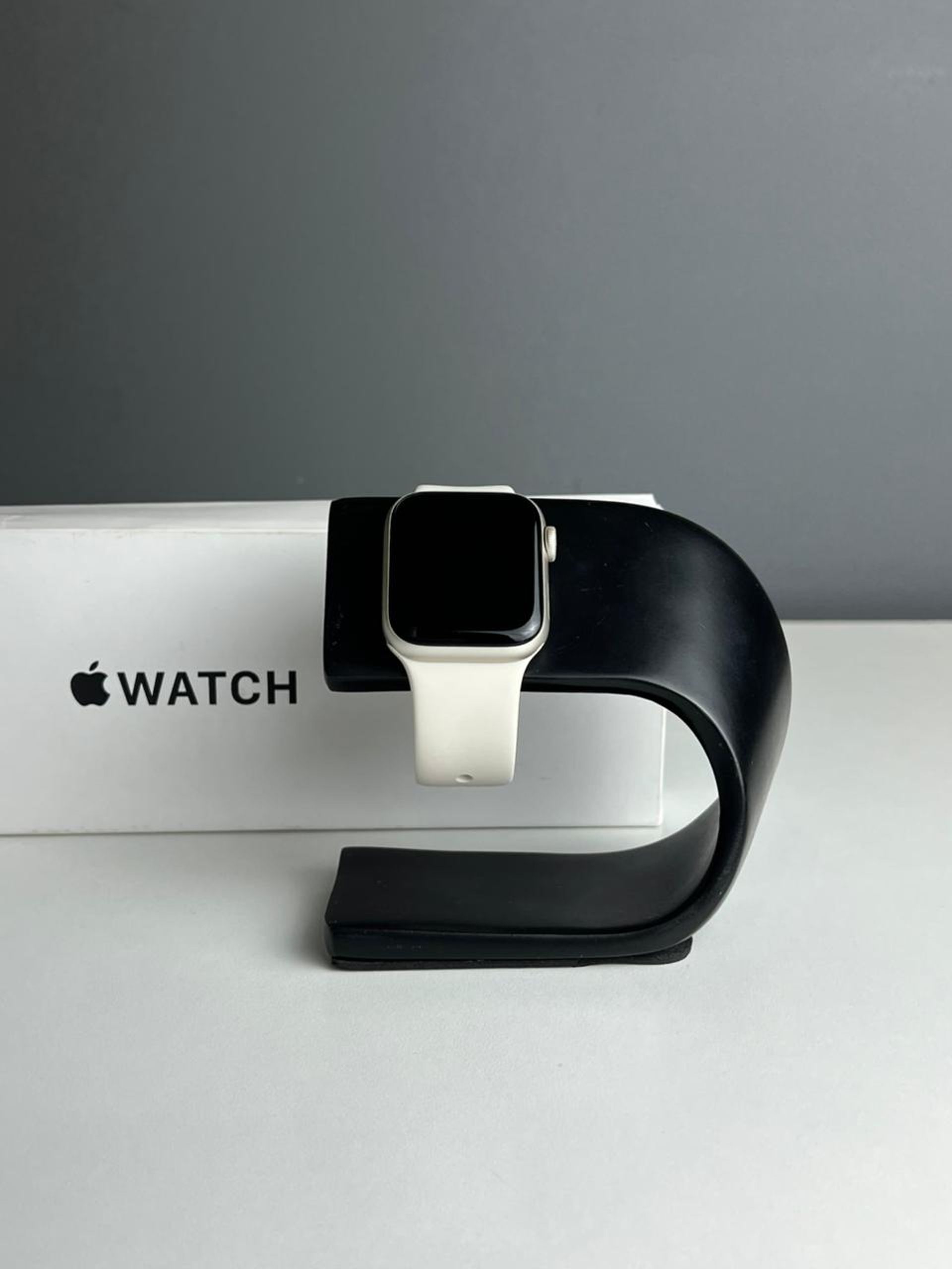 Apple Watch SE 40 мм (2е поколение)