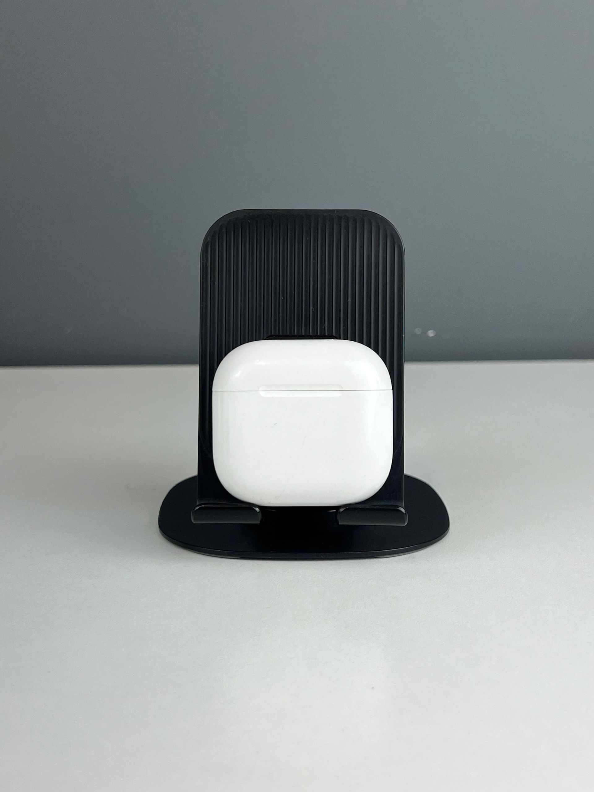 Apple AirPods 4 series