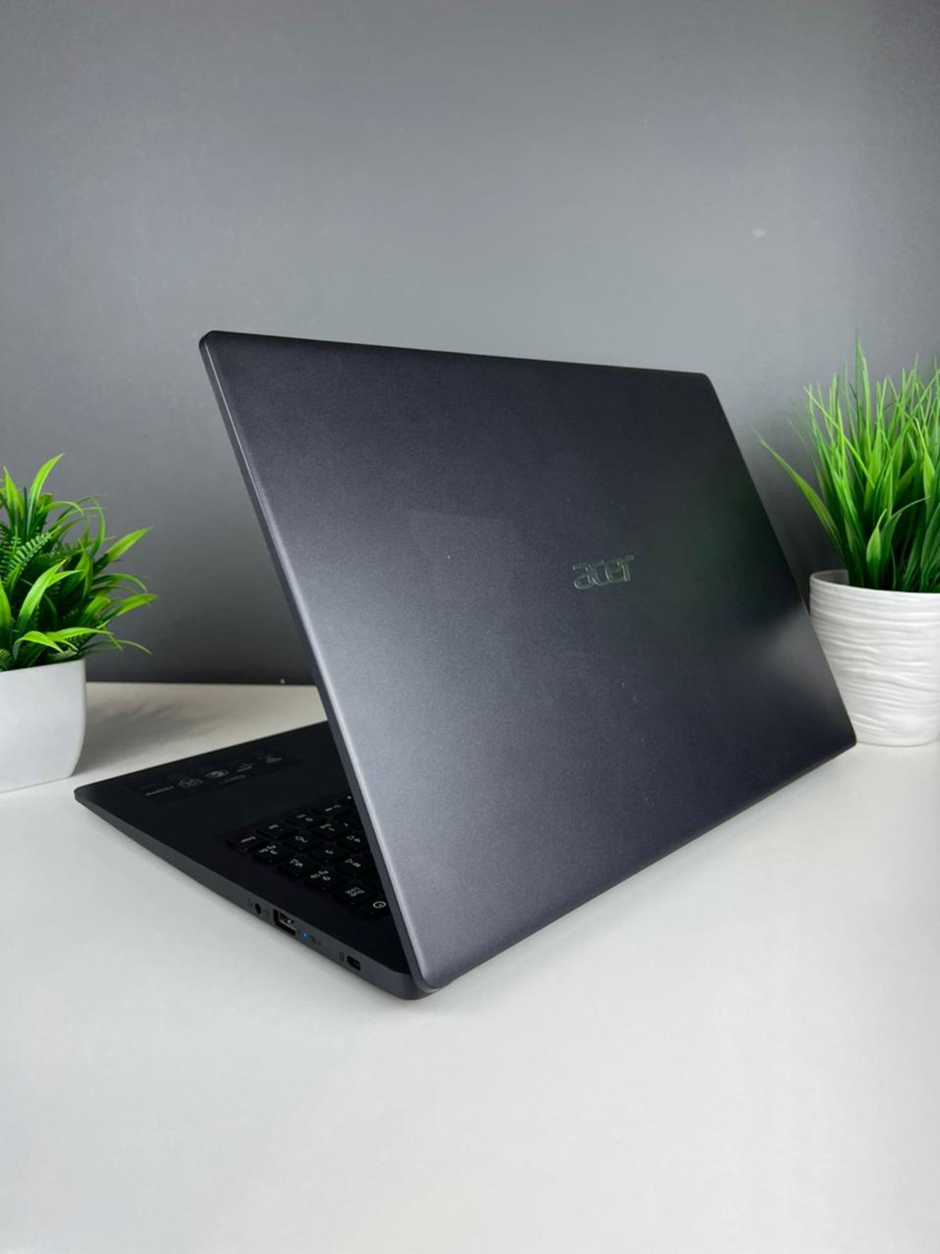 Ноутбук Acer core i3/10-пок  Intel Core i3  10-поколение  ядер 4 GB 500 GB