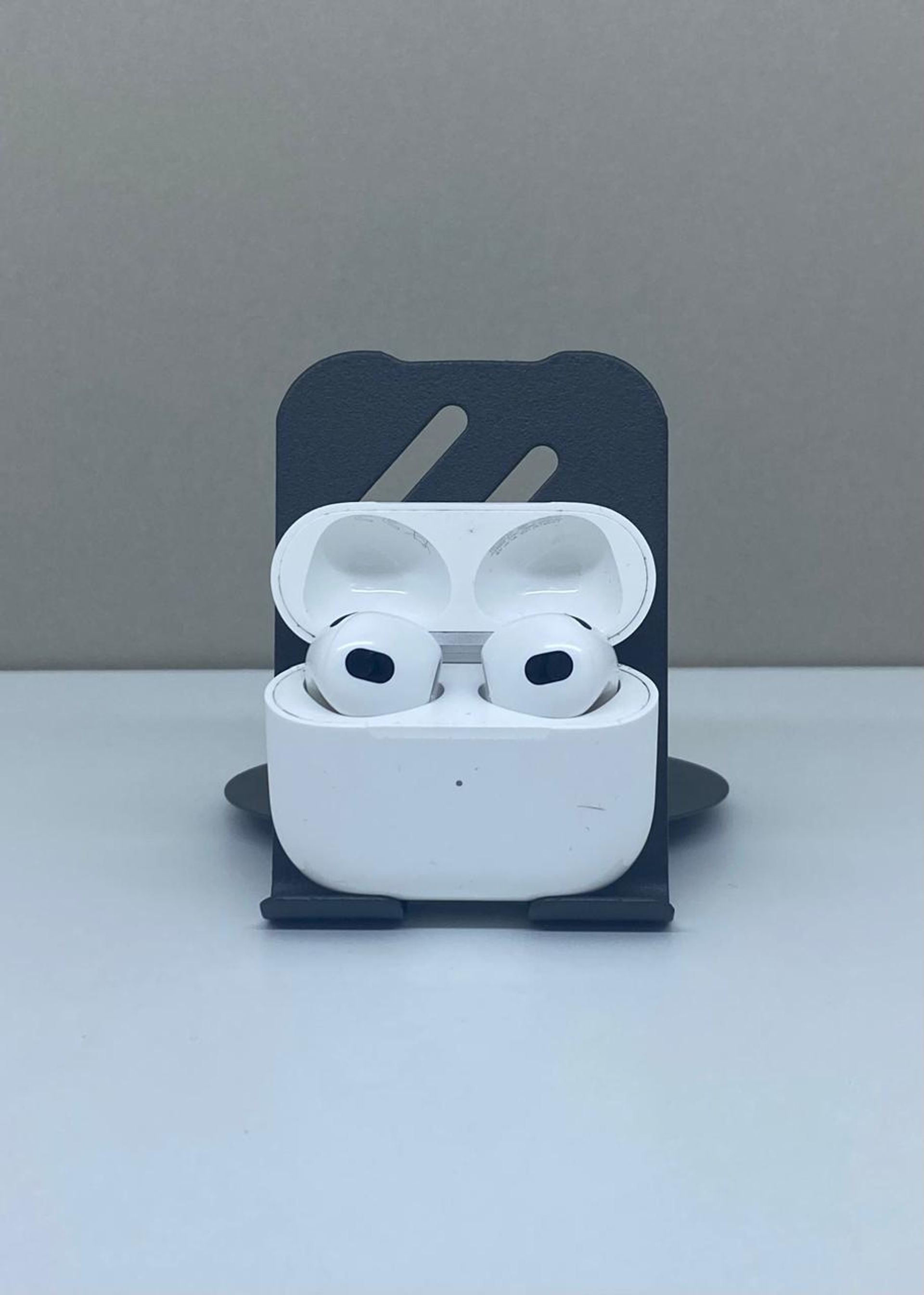 Apple AirPods 3 series