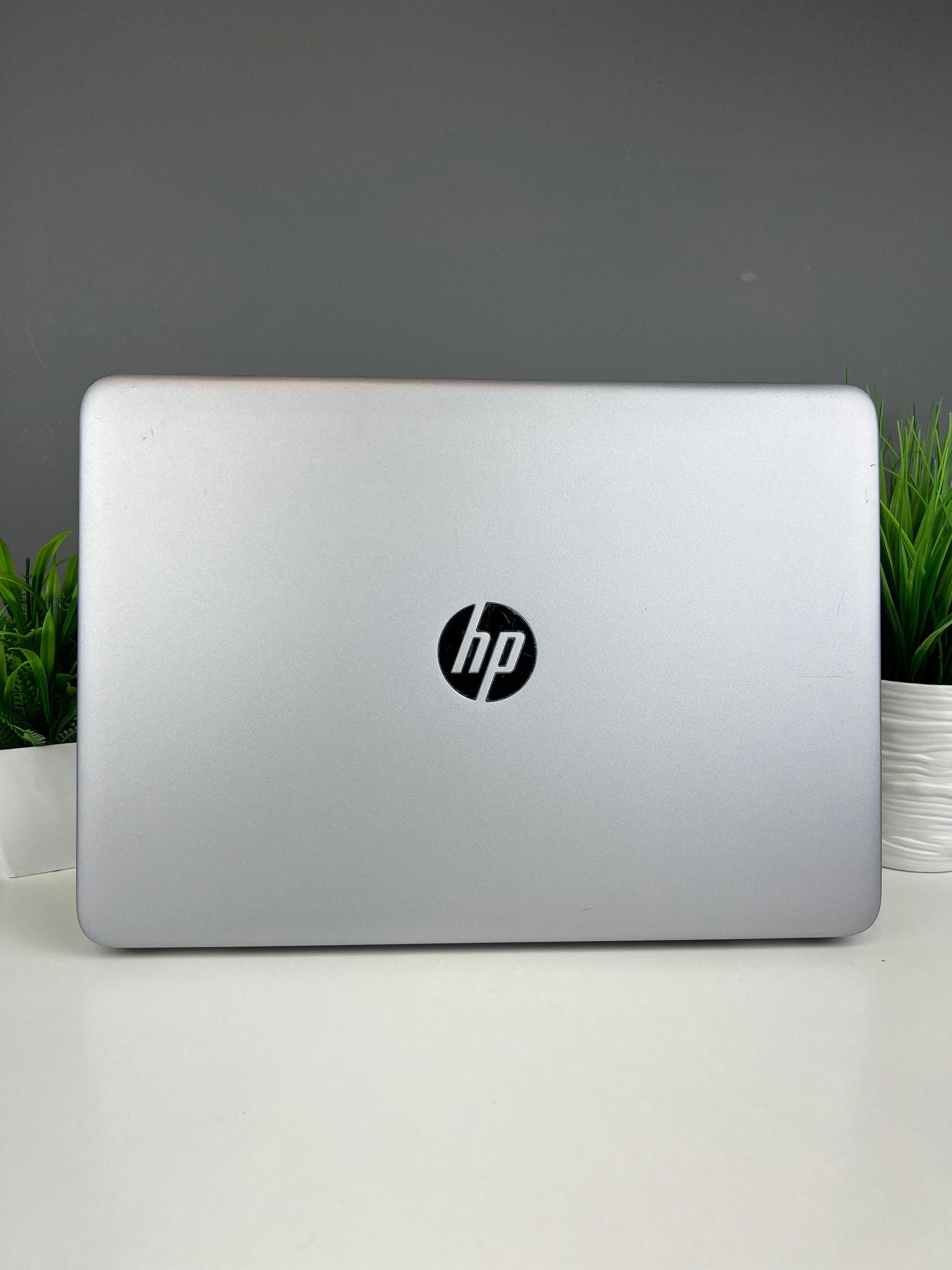 Ноутбук Hp core i7/7 пок  Intel Core i7  6-поколение  ядер 8 GB 256 GB 14 дюймов