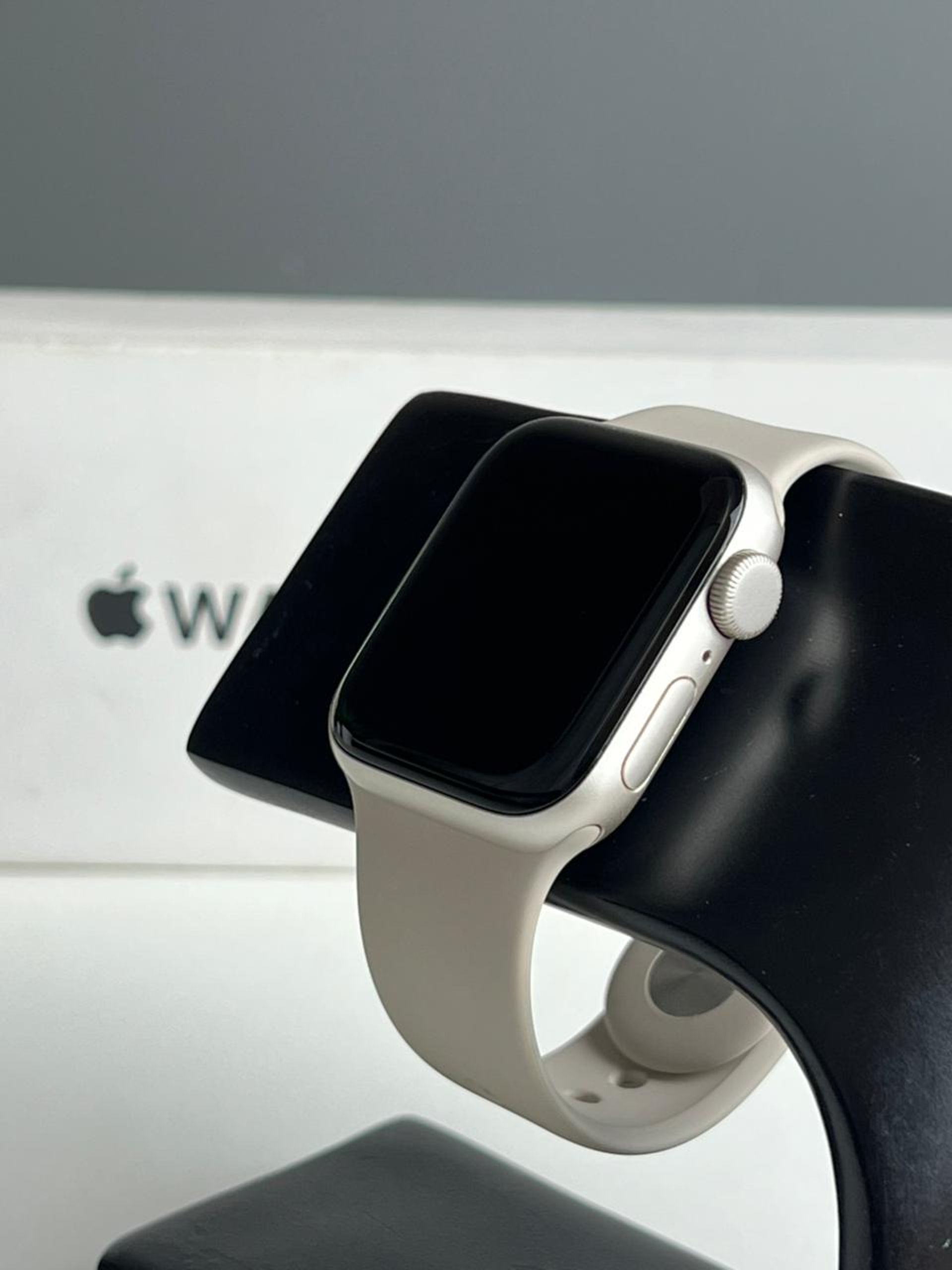 Apple Watch SE 40 мм (2е поколение)