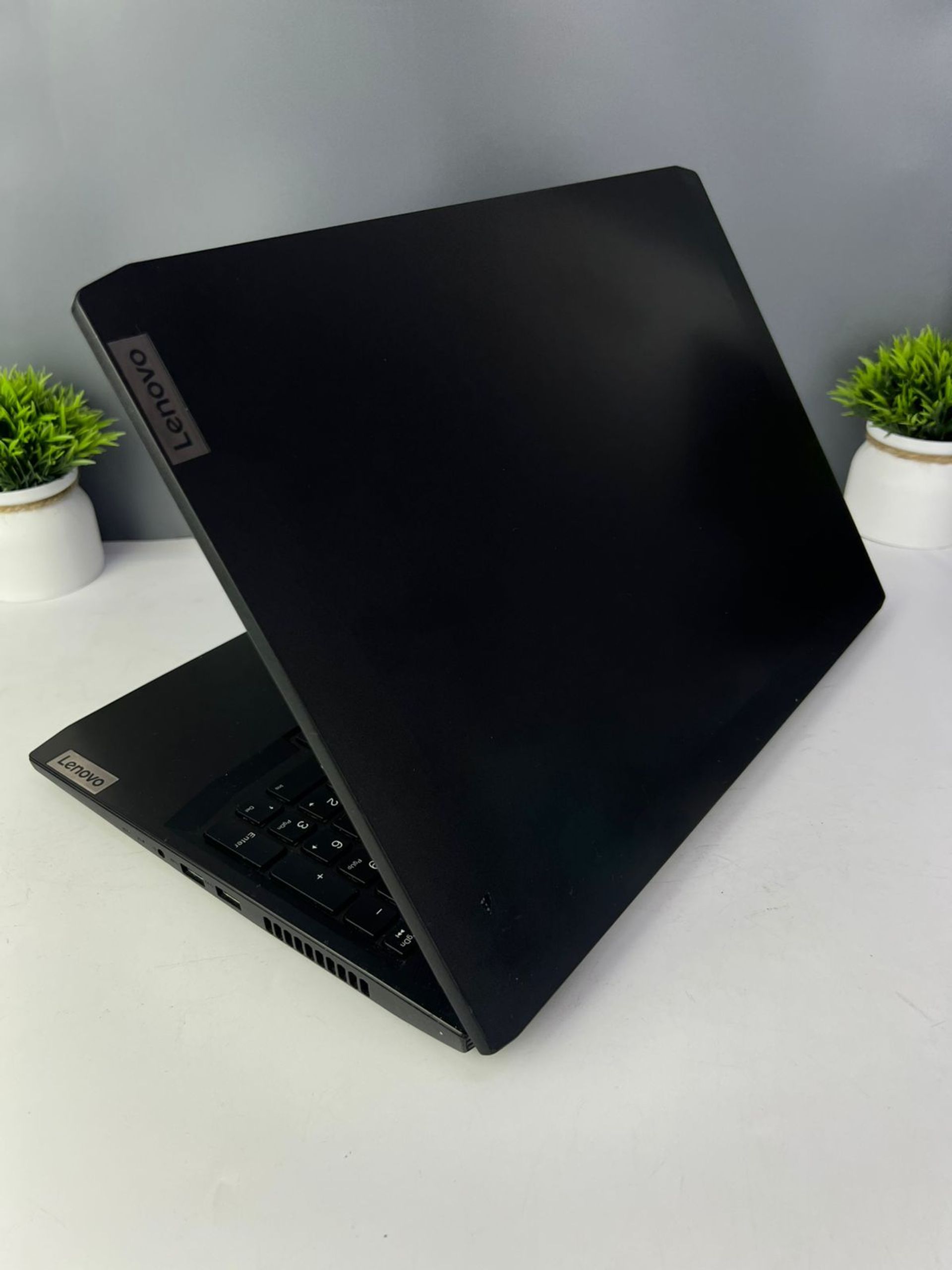Ноутбук Lenovo ryzen 5 (5-е поколение) 2023 (6 ядер / 12 потоков) AMD Ryzen 5 5-поколение ядер 16 GB 500 GB 16 дюймов