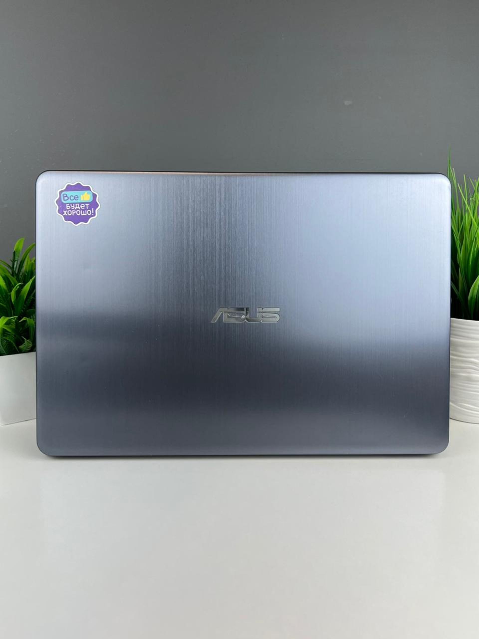 Ноутбук Asus core i3/7-пок  Intel Core i3  7-поколение  ядер 4 GB 128 GB