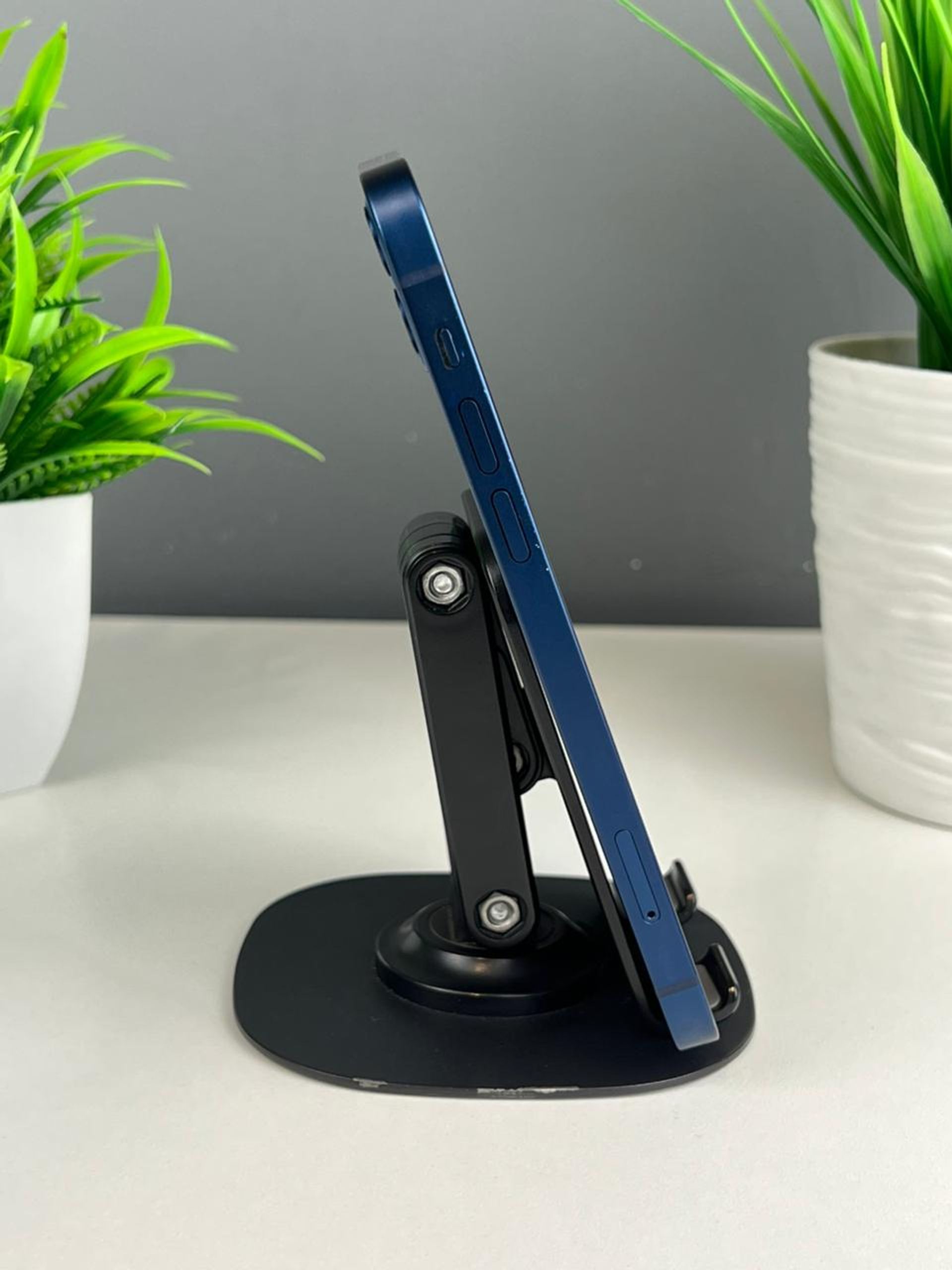 Apple iPhone 12 64GB