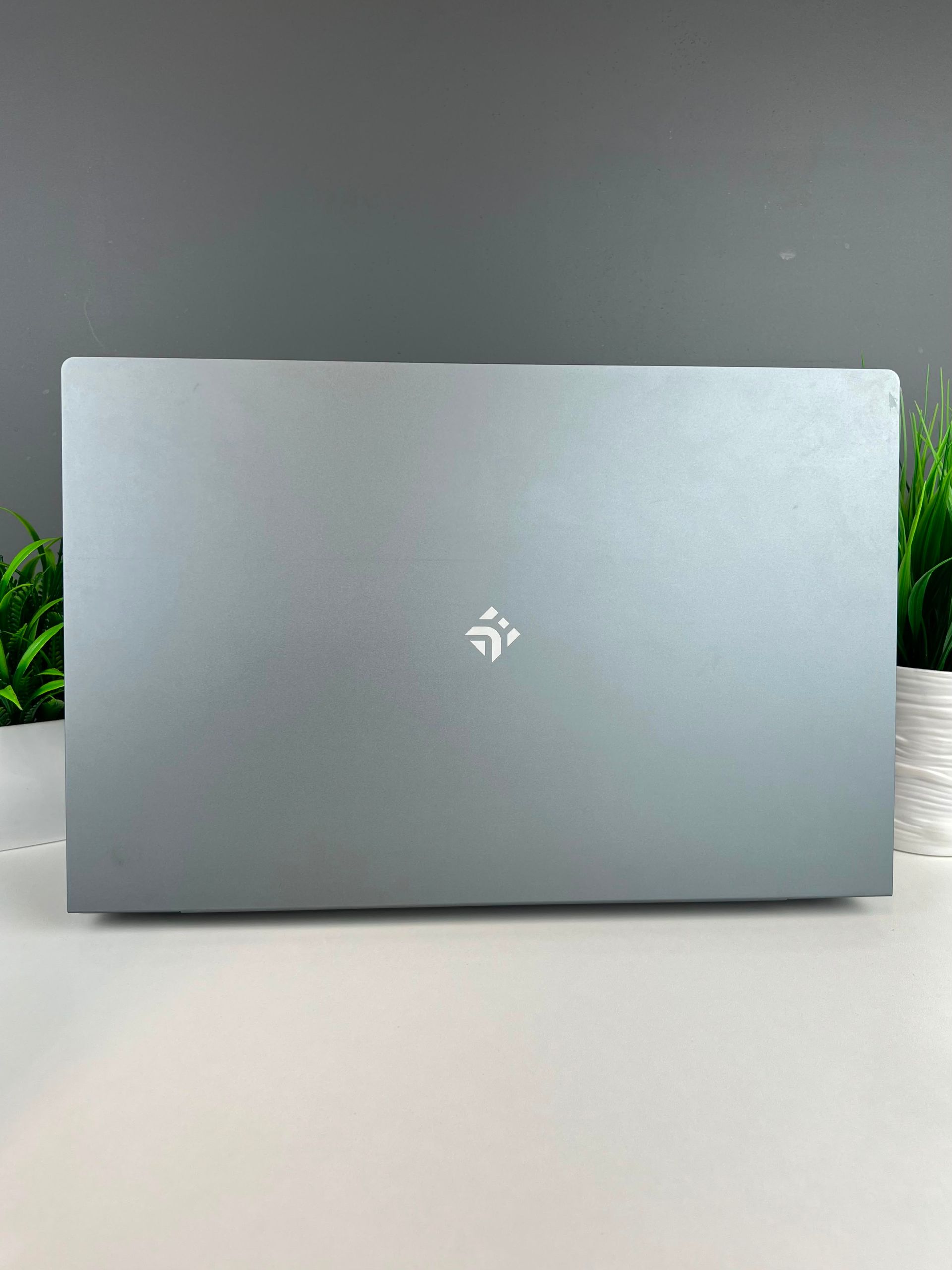 Ноутбук Dell core i3/12-пок  Intel Core i3  12-поколение  ядер 8 GB 256 GB 15 дюймов