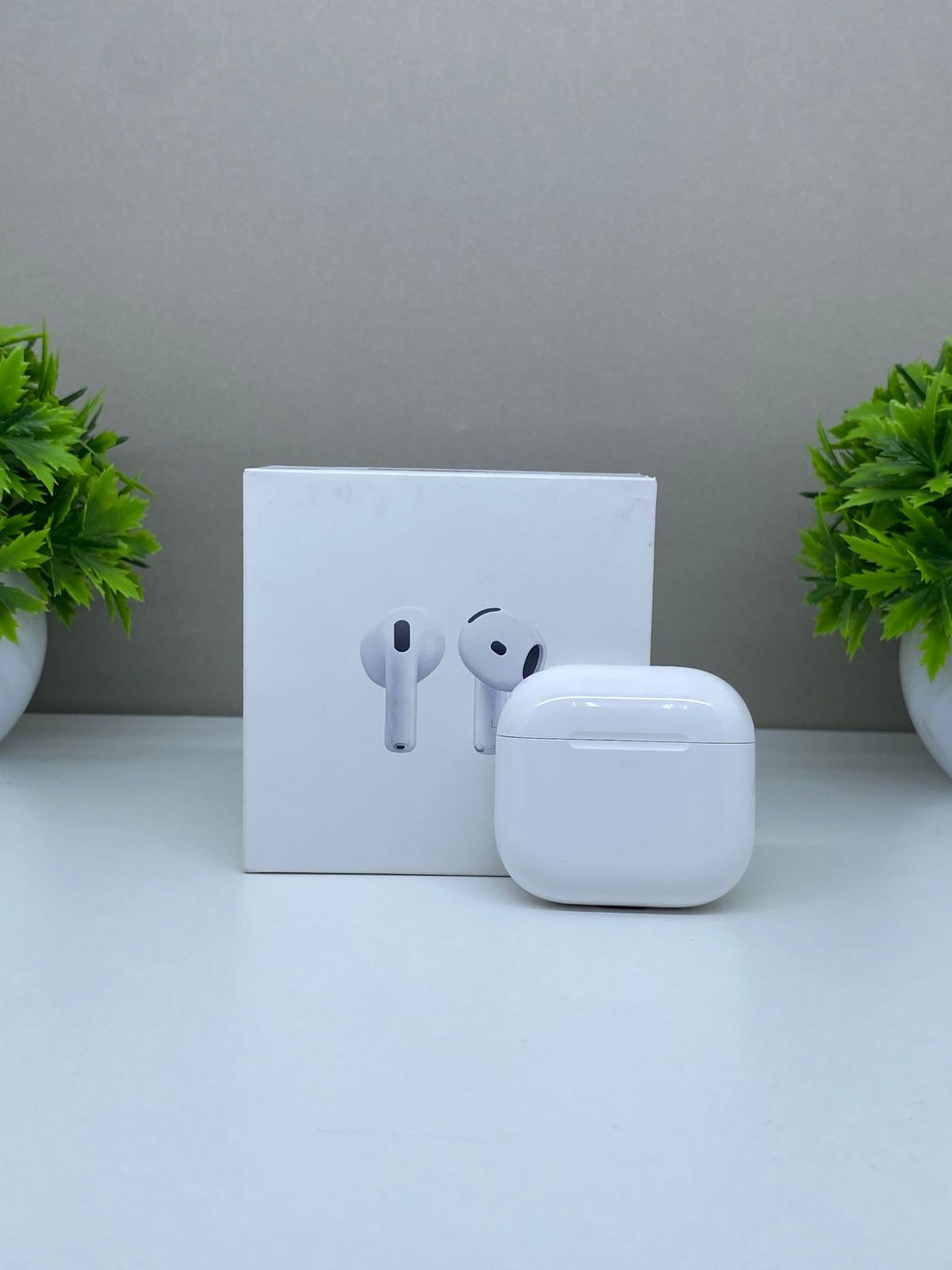 AirPods 4 series