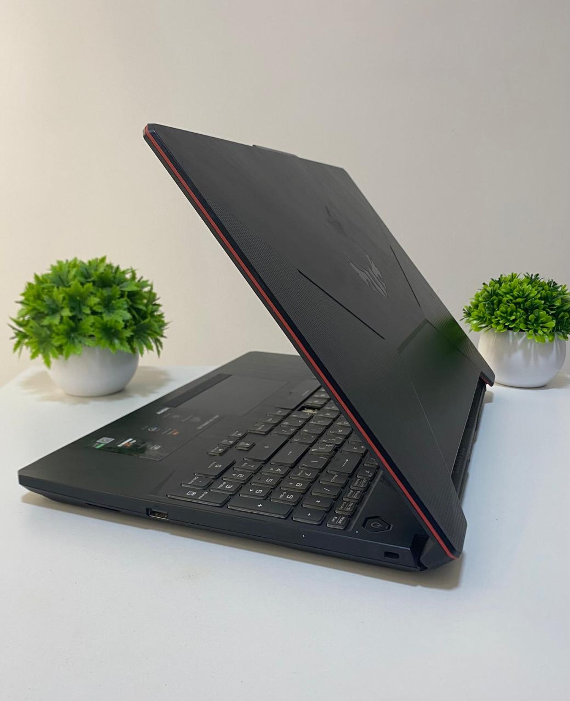 Asus Ryzen 5 (4-е поколение) 2020-2022 (6 ядер / 12 потоков)