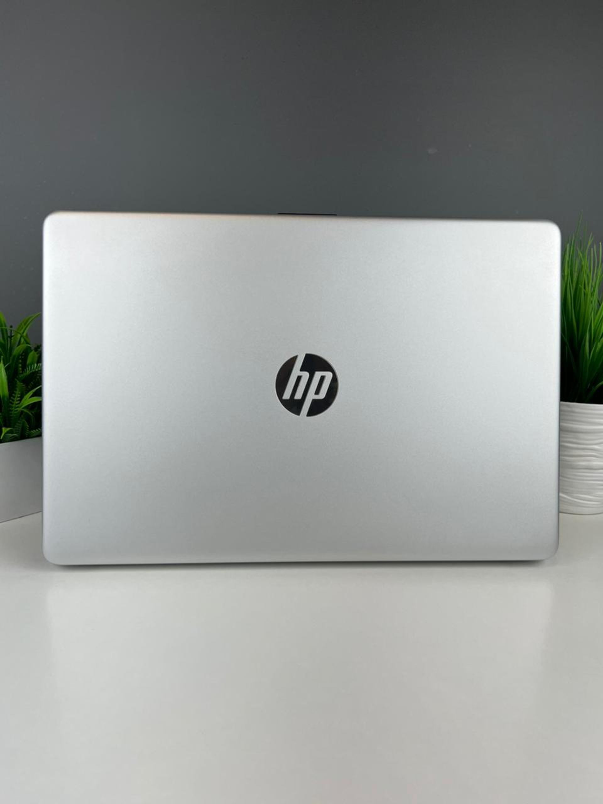 Ноутбук Hp core i3/11-пок  Intel Core i3  11-поколение  ядер 4 GB 500 GB 14 дюймов