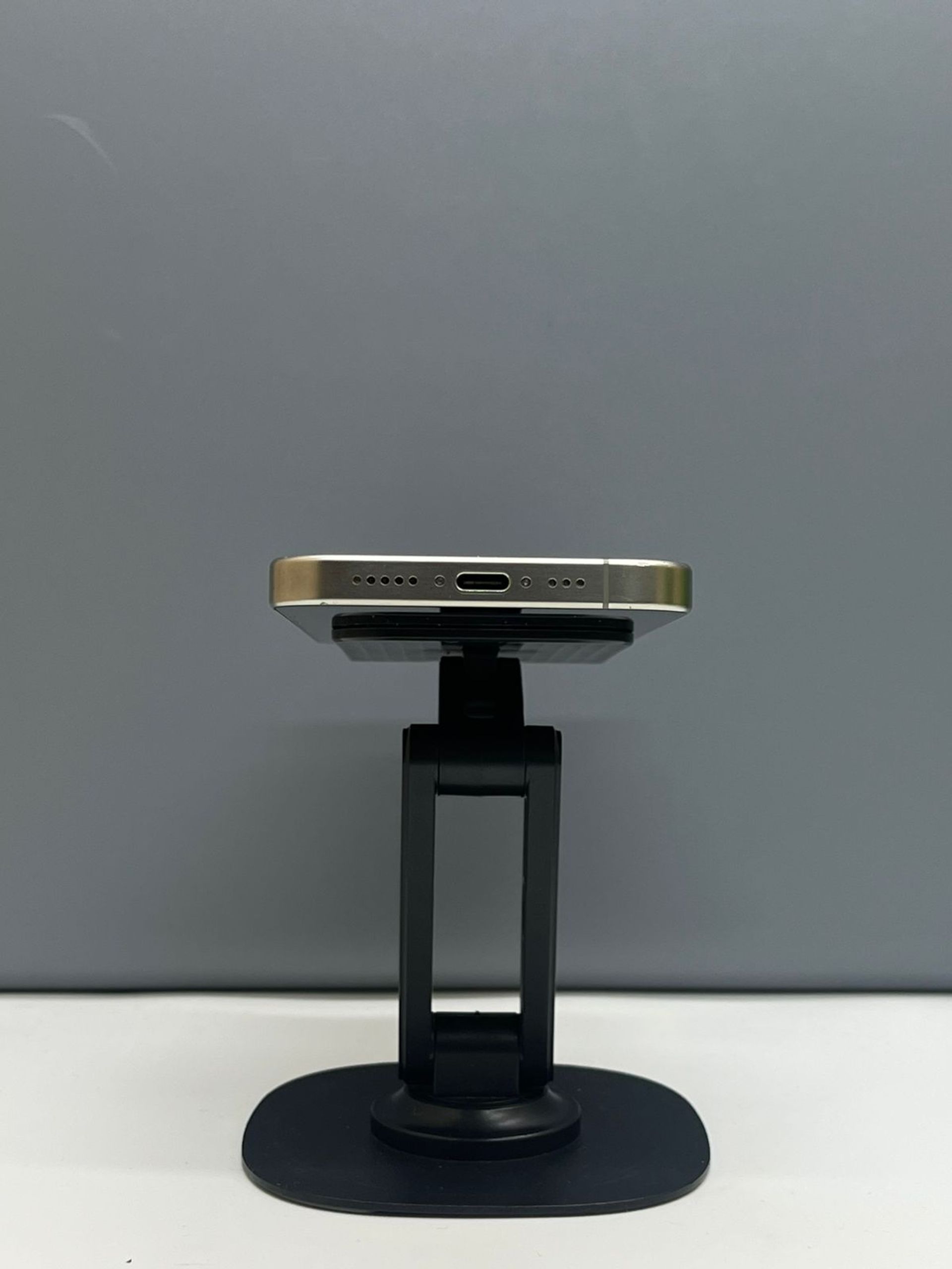 Apple iPhone 15 Pro 128GB - фото_3