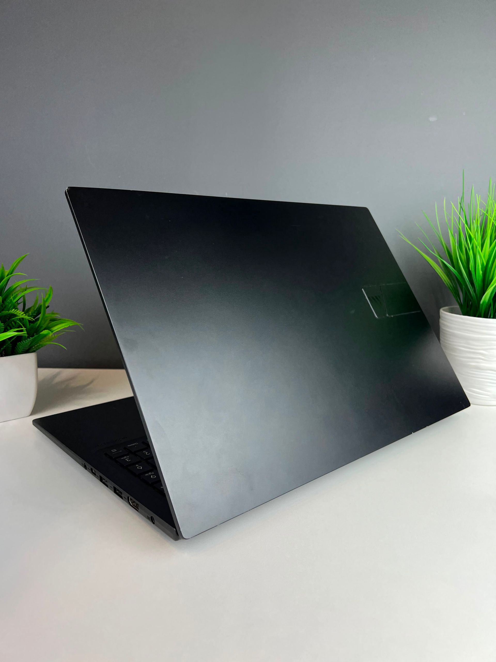 Ноутбук Asus Для работы и учебы  Intel Core i5  13-поколение  ядер 16 GB 512 GB 500 GB 15 дюймов