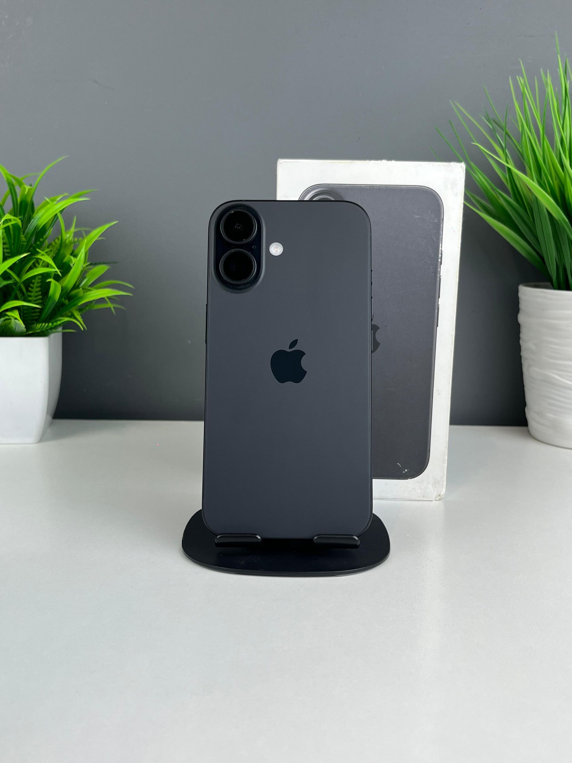 Apple iPhone 16 128Gb