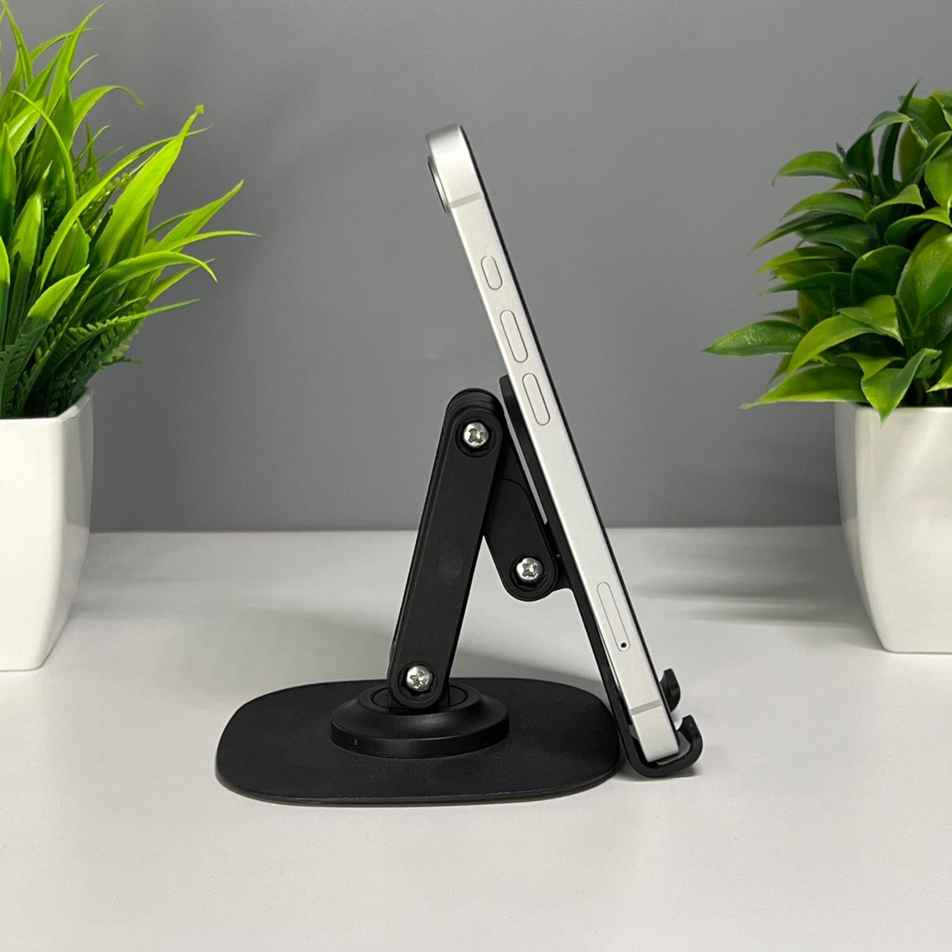 Apple iPhone 16e 128GB