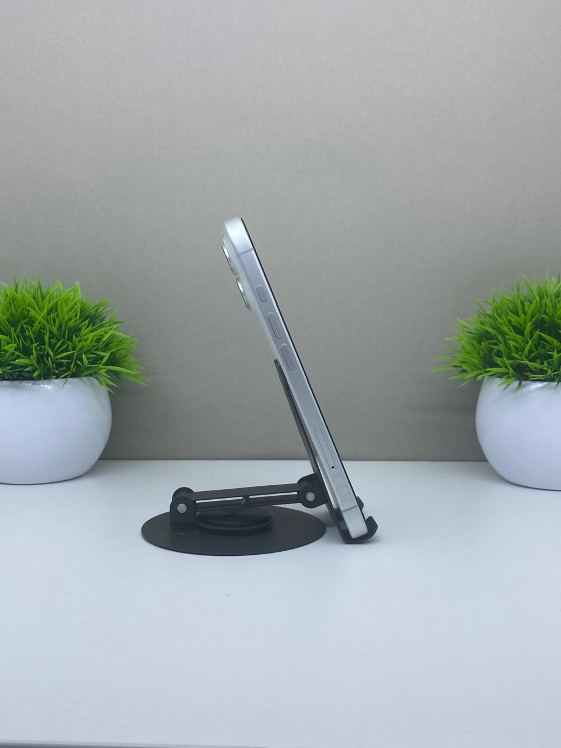 Apple iPhone 16 128Gb