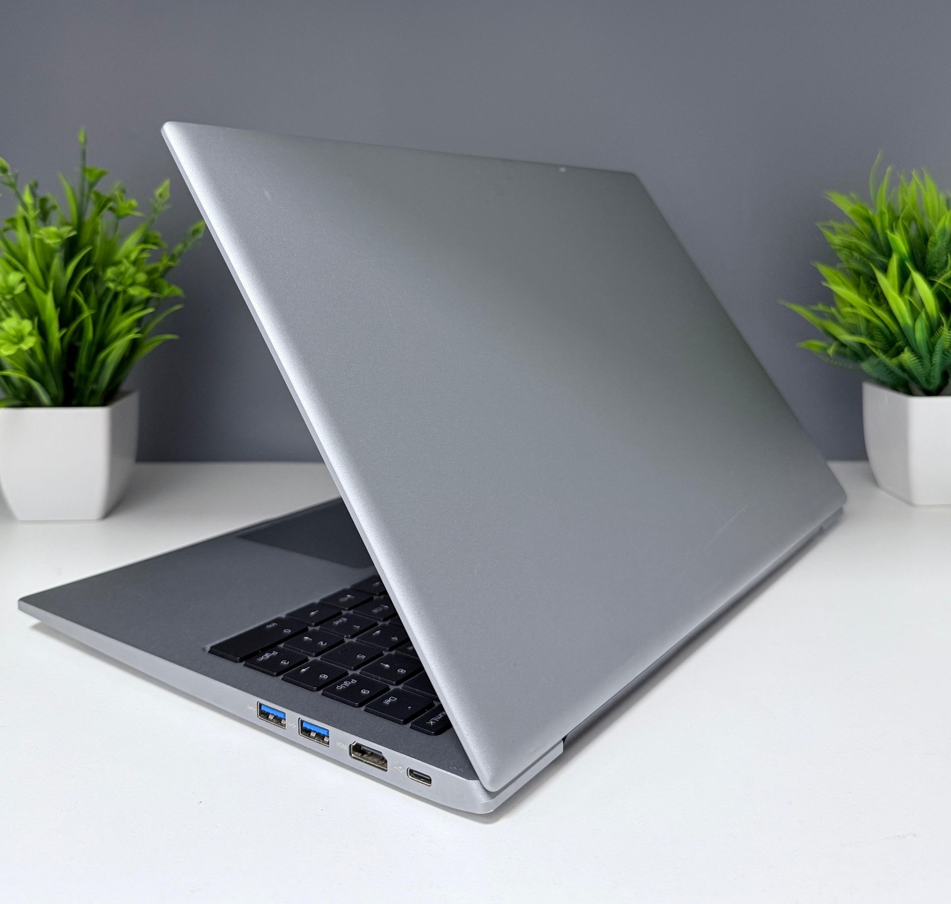 Ноутбук Другие марки core i7/11 пок  Intel Core i7  11-поколение  ядер 16 GB 512 GB 16 дюймов