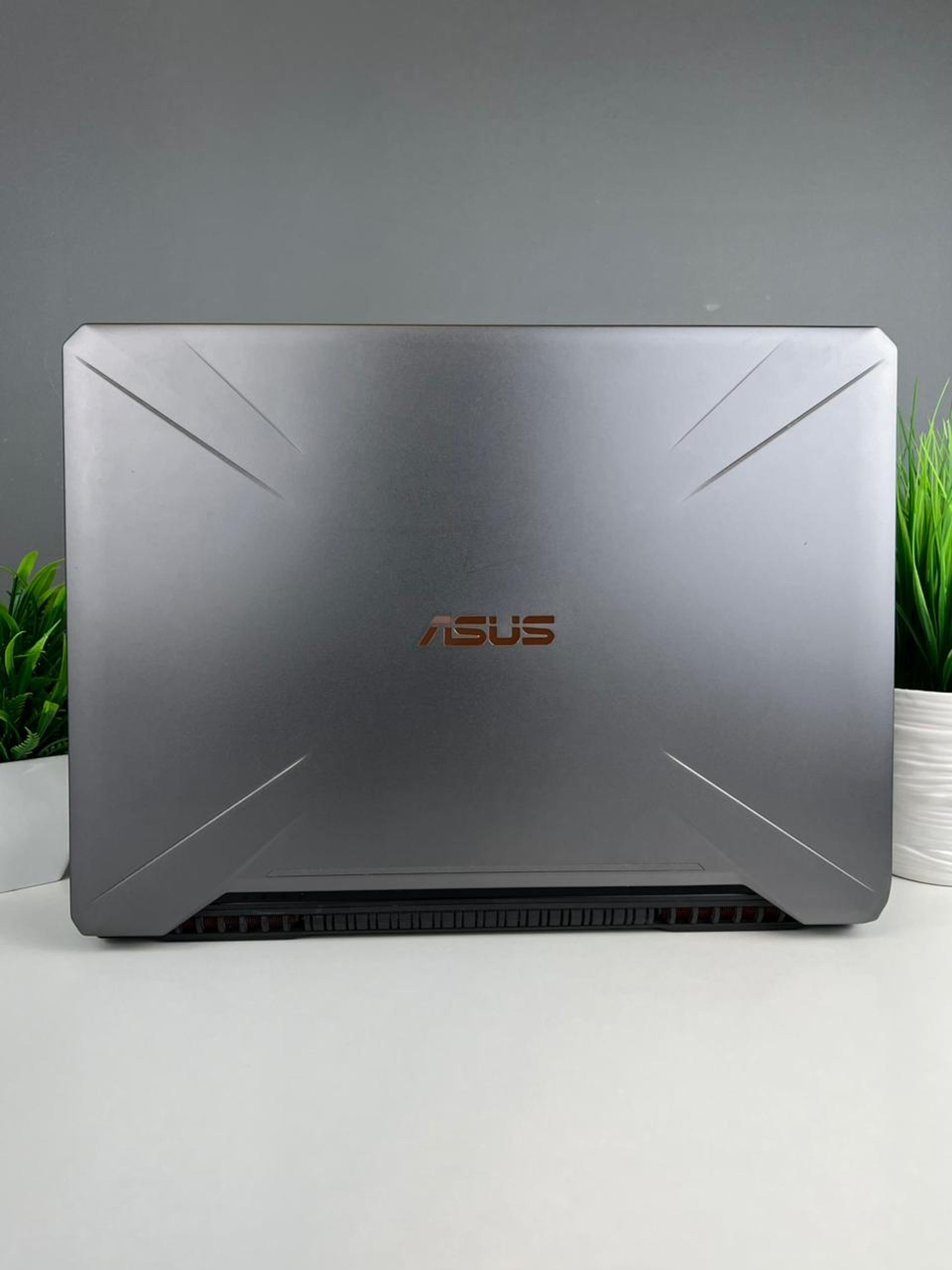 Asus Ryzen 7 (3-е поколение) 2019 (8 ядер / 16 потоков)