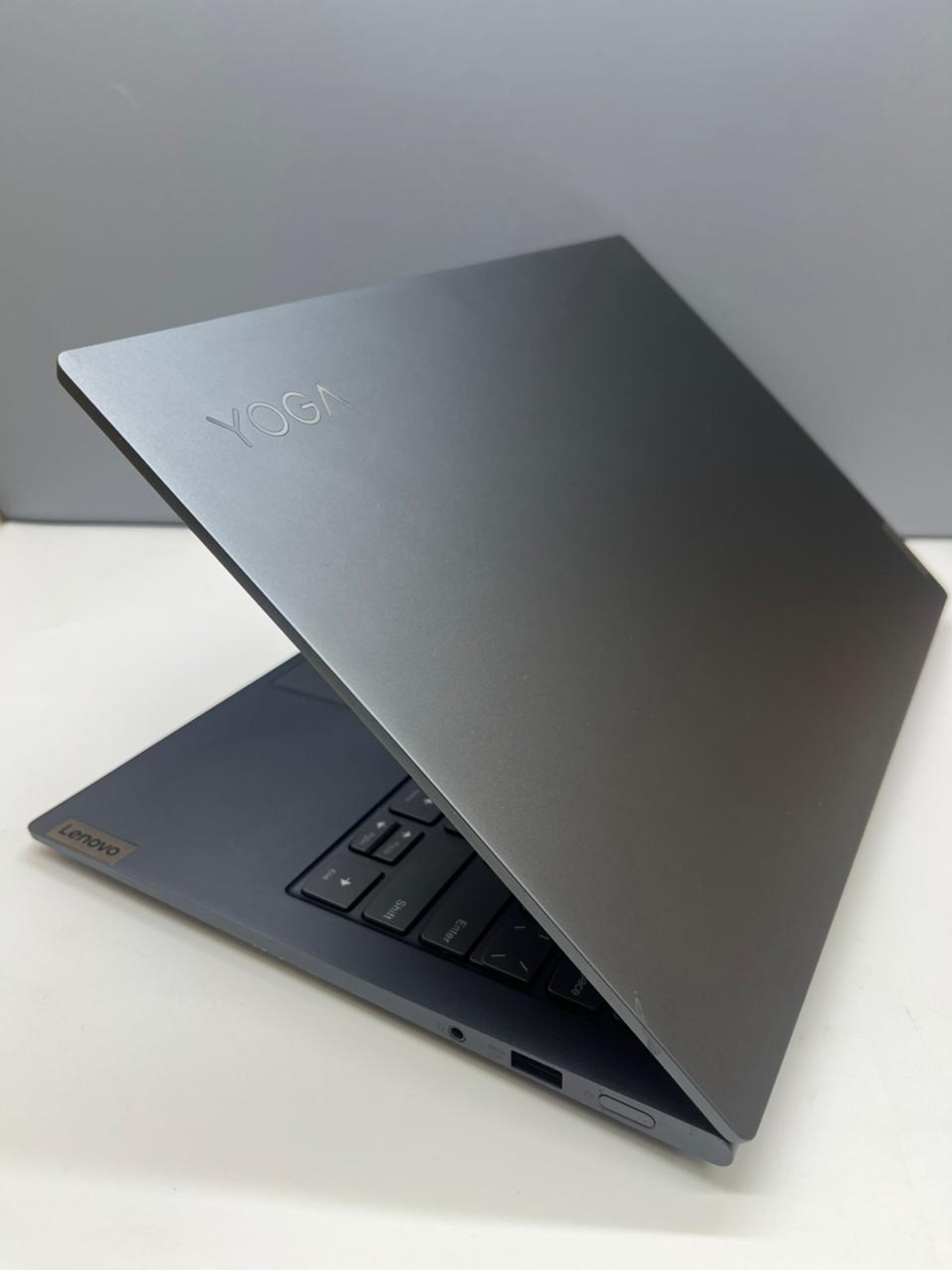 Lenovo Ryzen 7 (5-е поколение) 2023 (8 ядер / 16 потоков)