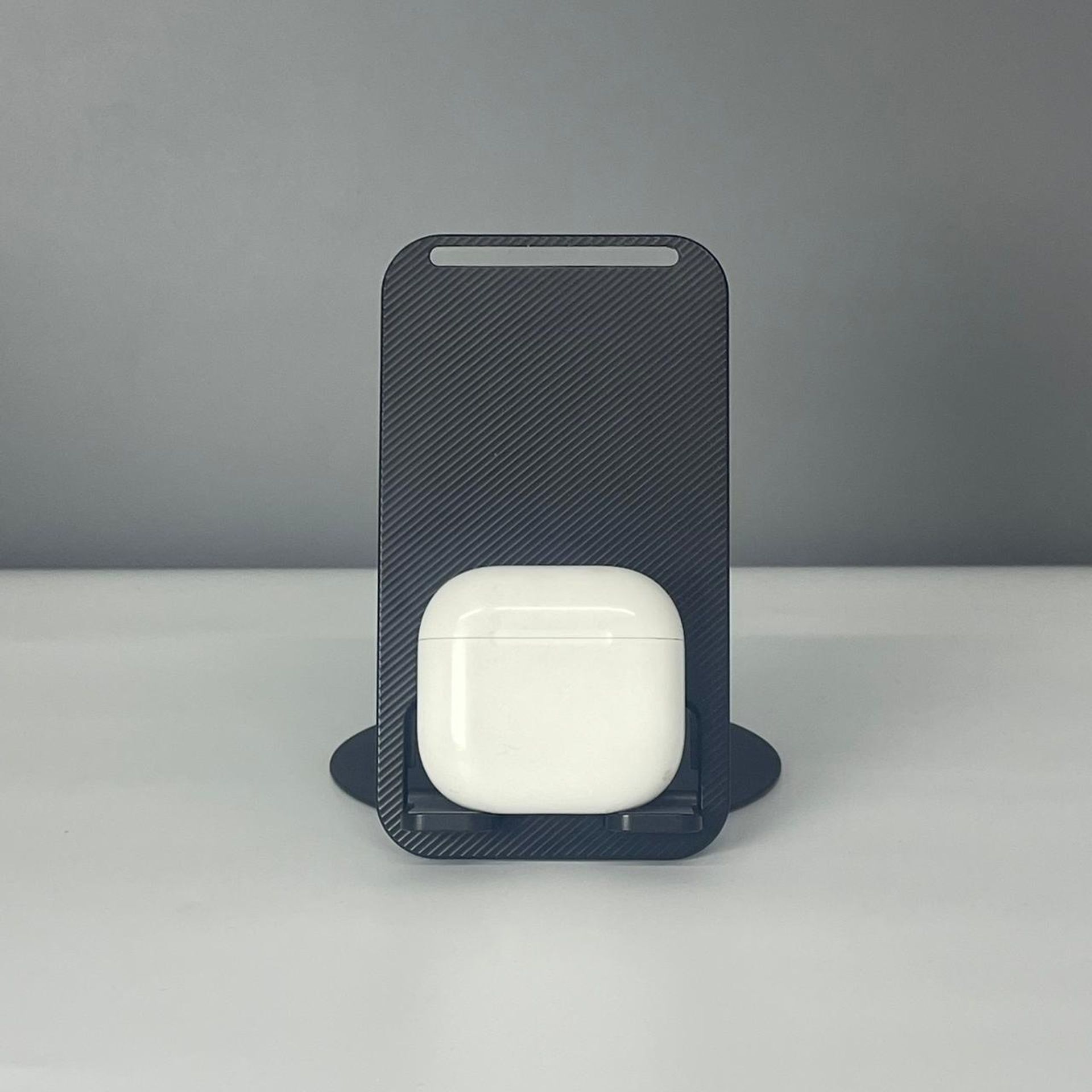 Apple AirPods 4 series