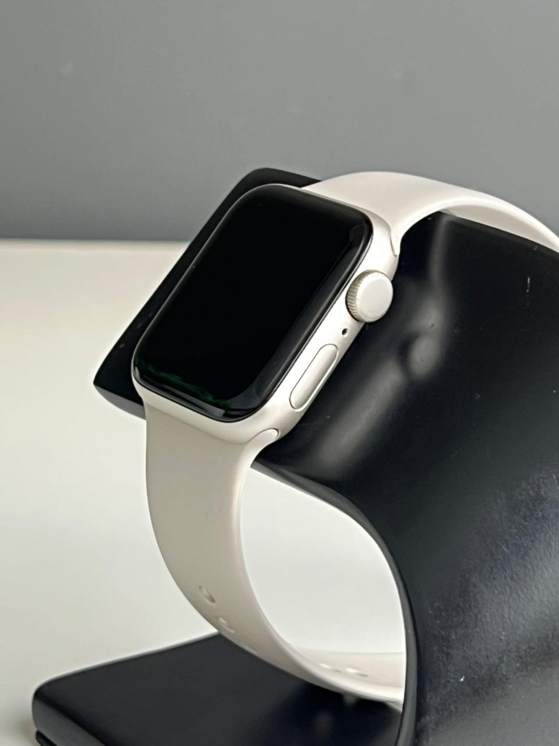 Apple Watch SE 40 мм (2е поколение)