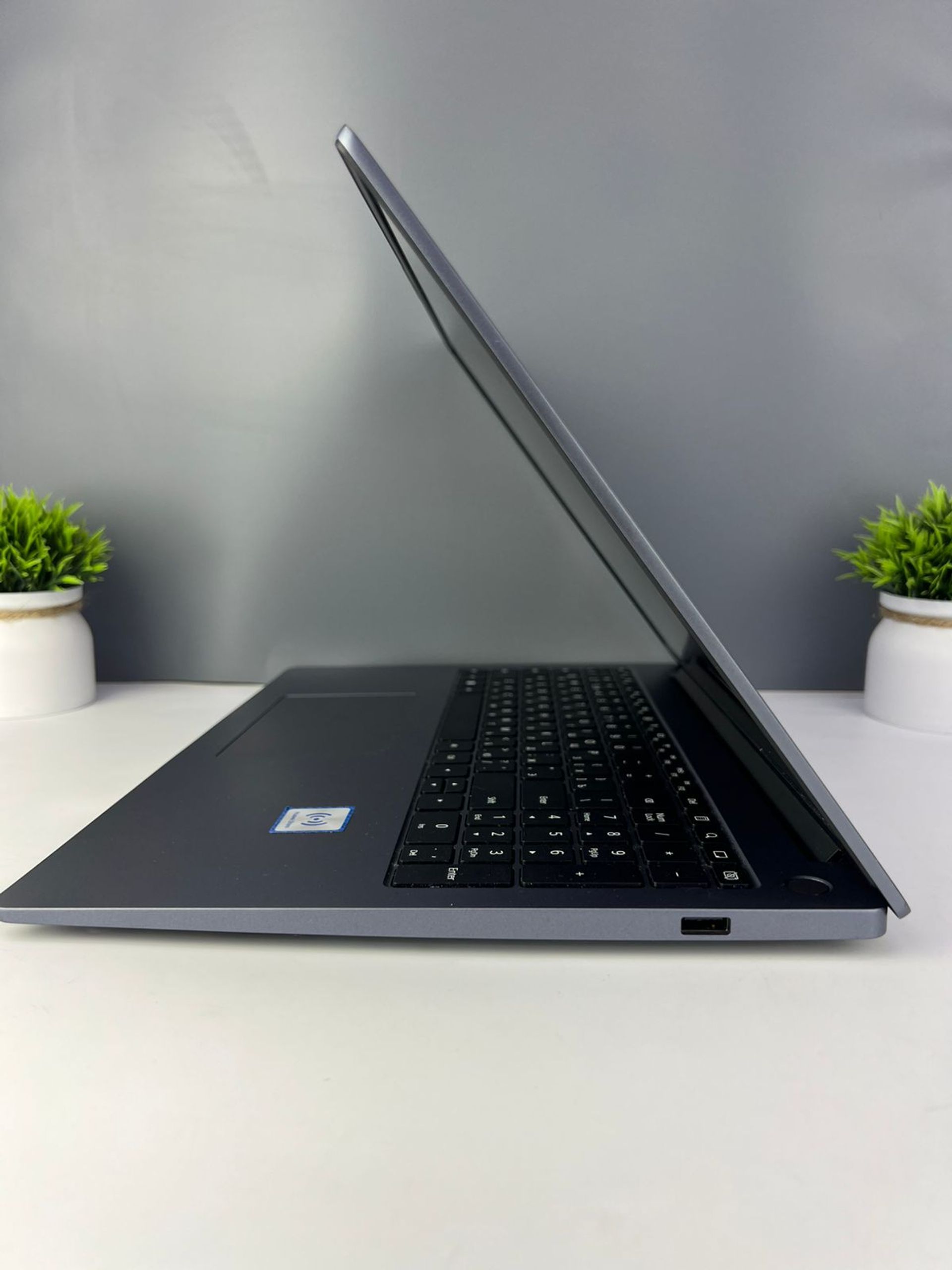 Ноутбук Huawei  core i5/12 пок  Intel Core i5  12-поколение  ядер 16 GB 512 GB 15 дюймов
