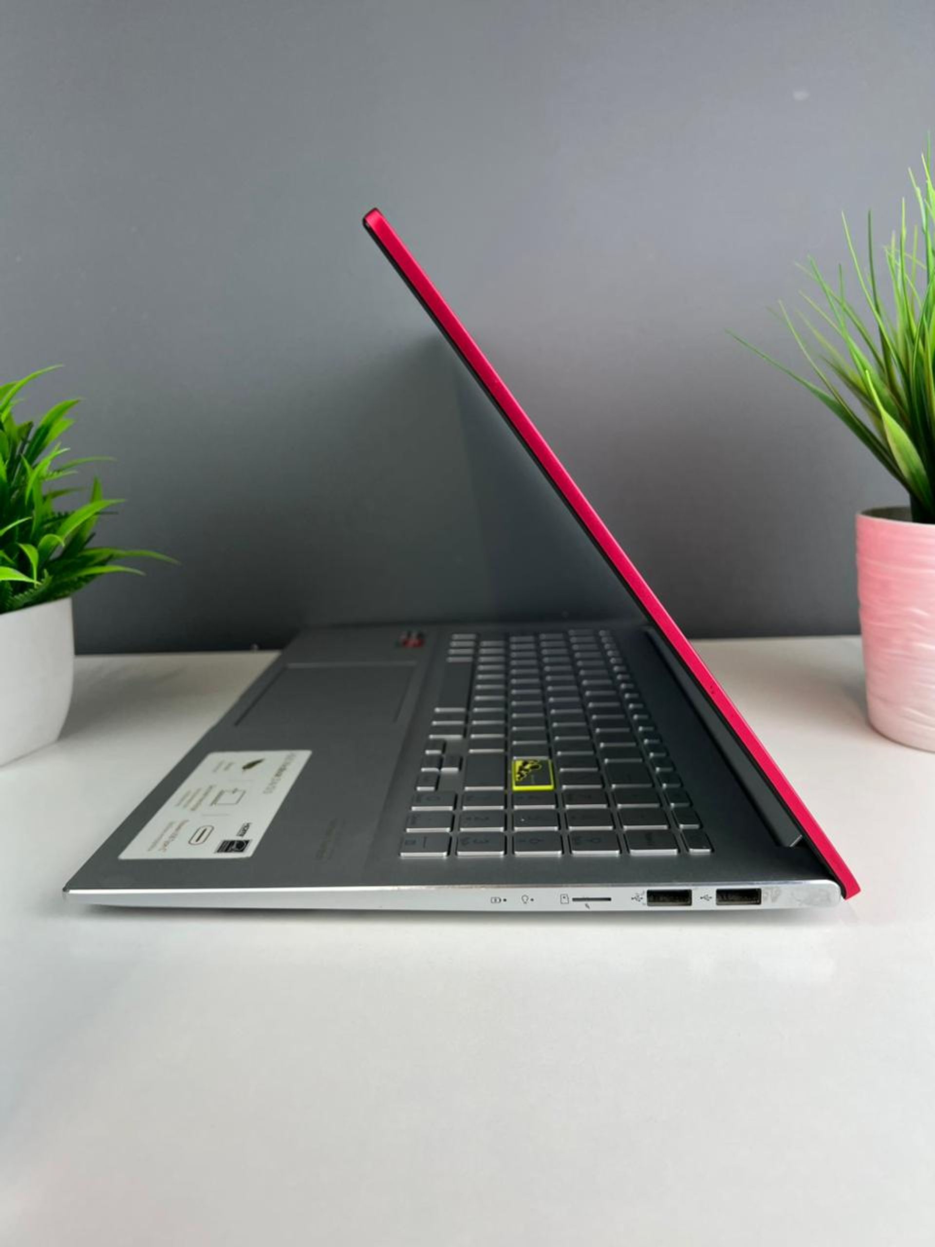 Asus VivoBook Ryzen 5 (4-е поколение) 2020-2022 (6 ядер / 12 потоков)