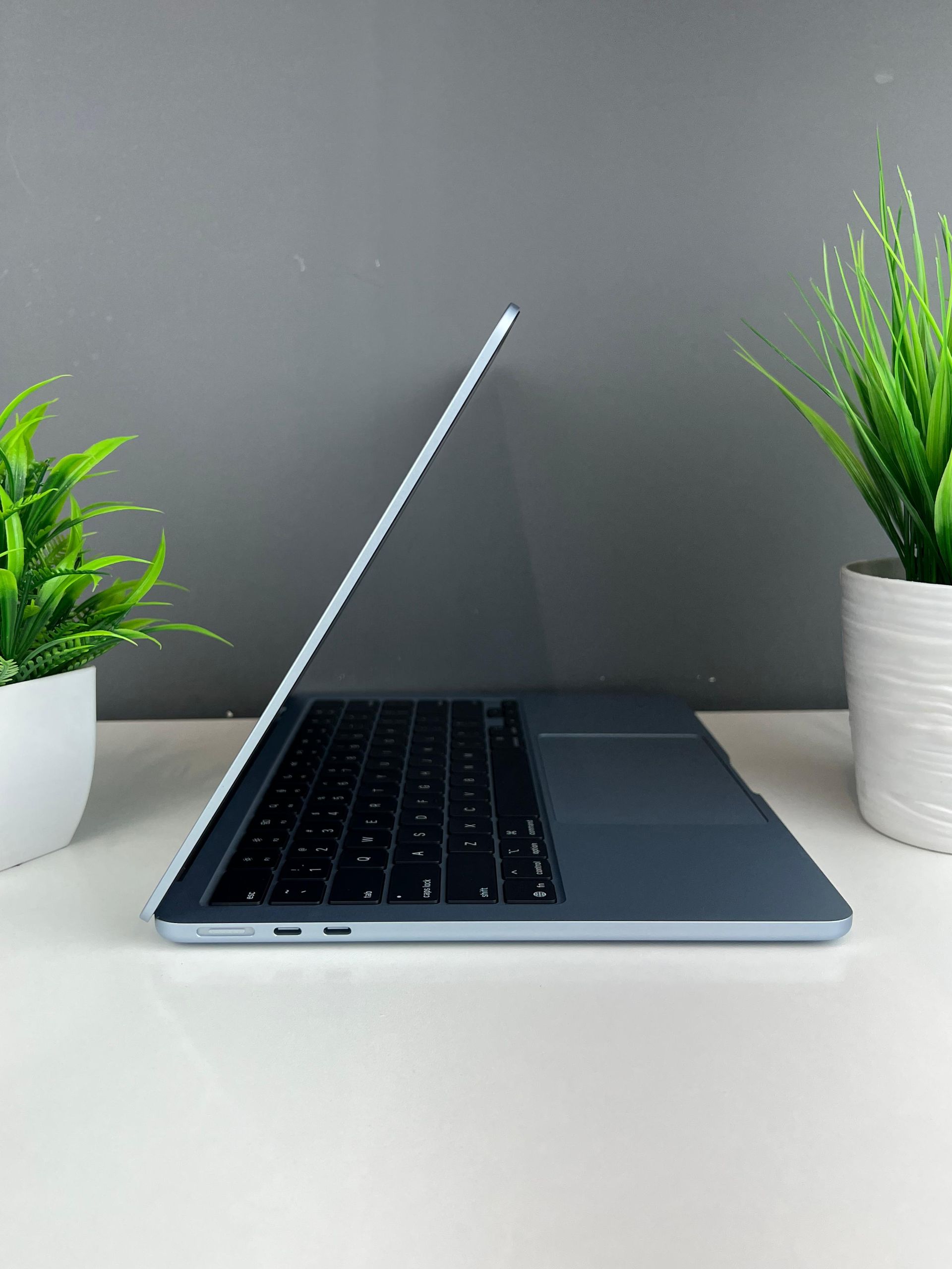 Ноутбук Apple macbook air 13 m4 Apple M4 ядер 16 GB 256 GB 13 дюймов