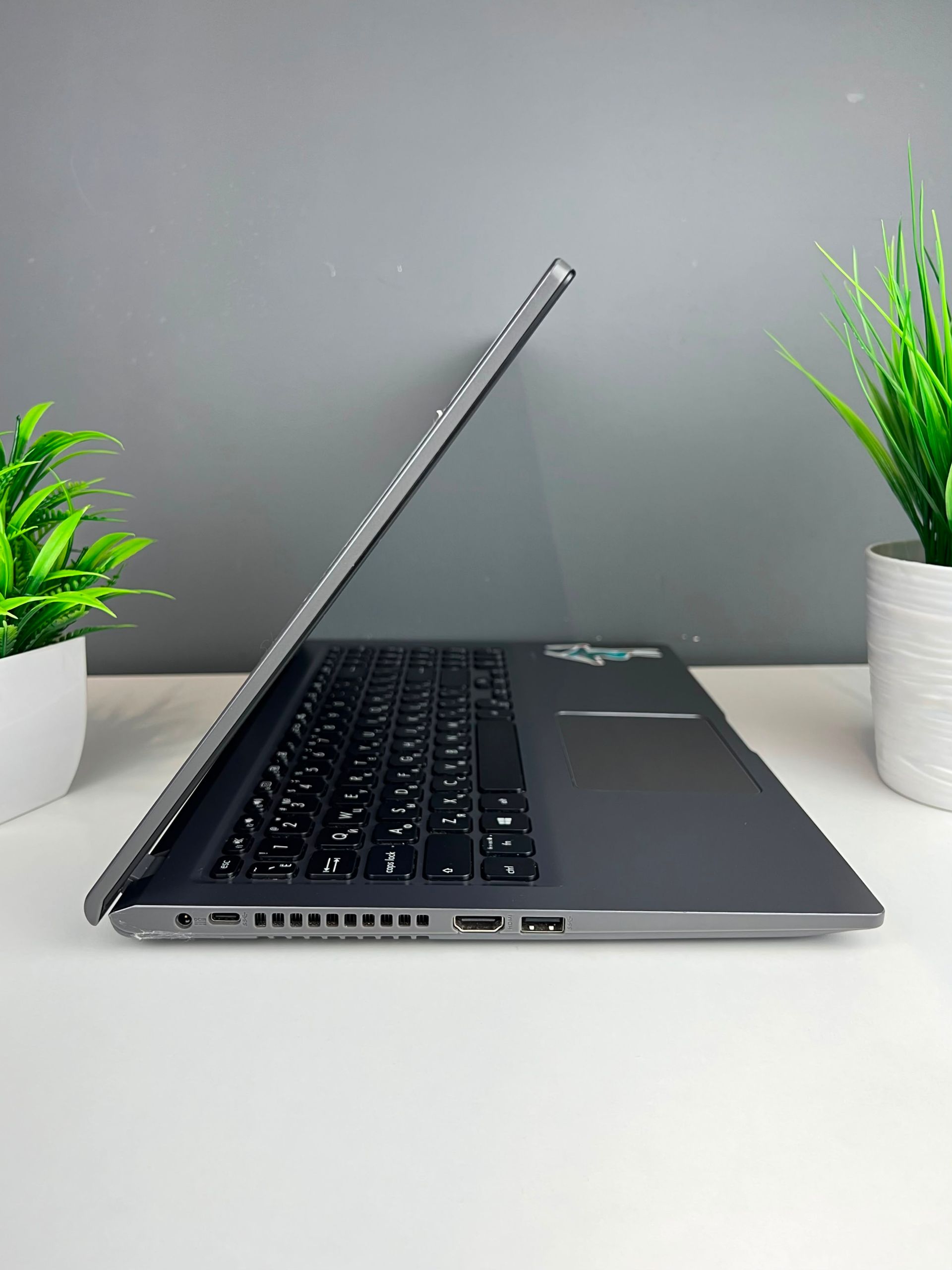 Ноутбук Acer core i3/10-пок  Intel Core i3  10-поколение  ядер 8 GB 256 GB 15 дюймов