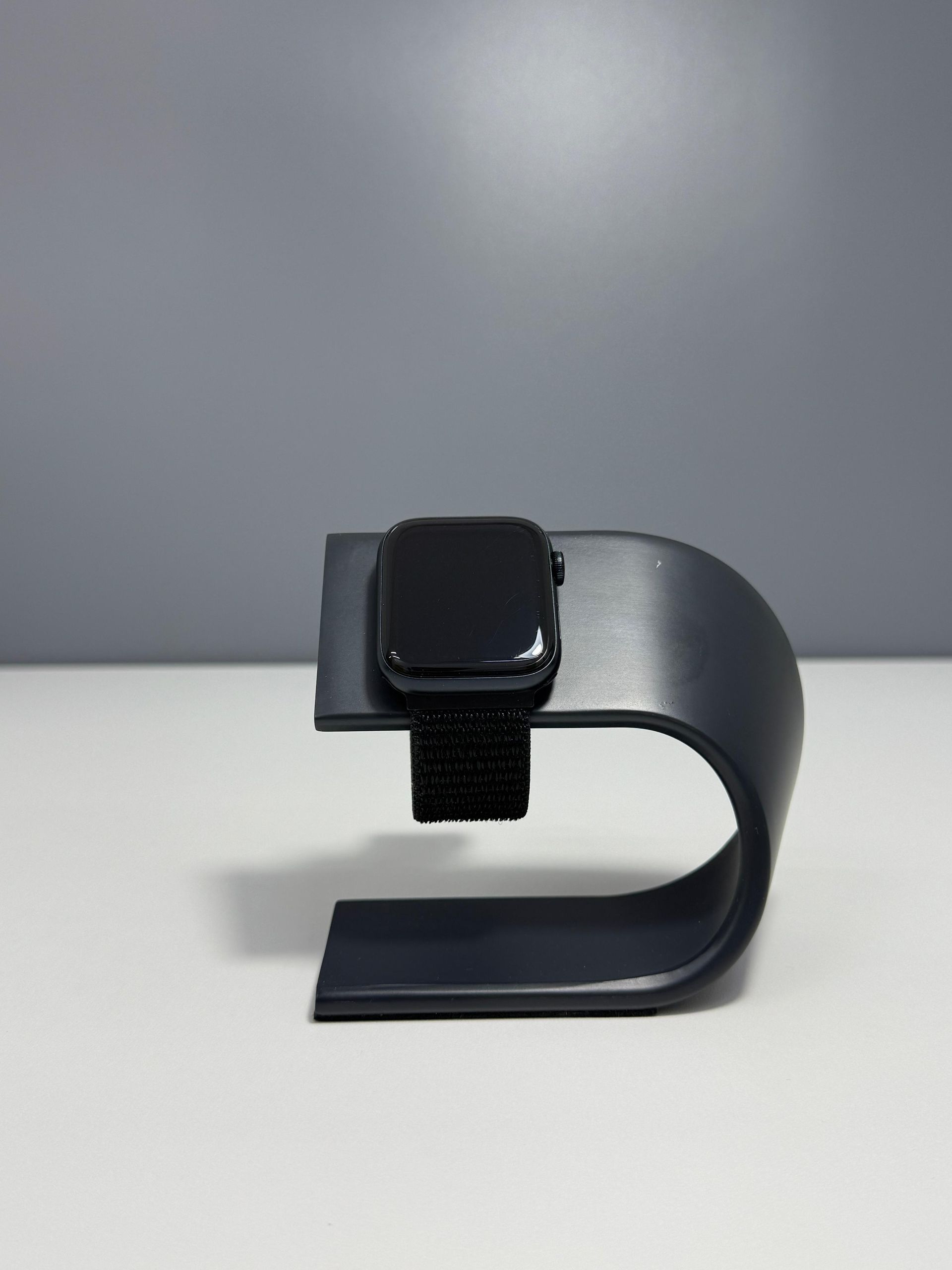 Apple Watch SE 44 мм (2е поколение) - фото_0