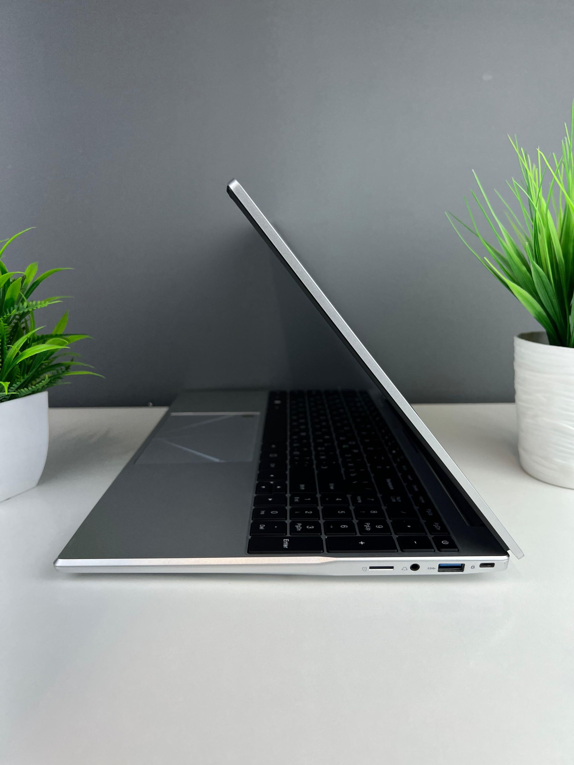 Другие марки Ryzen 7 (5-е поколение) 2023 (8 ядер / 16 потоков)