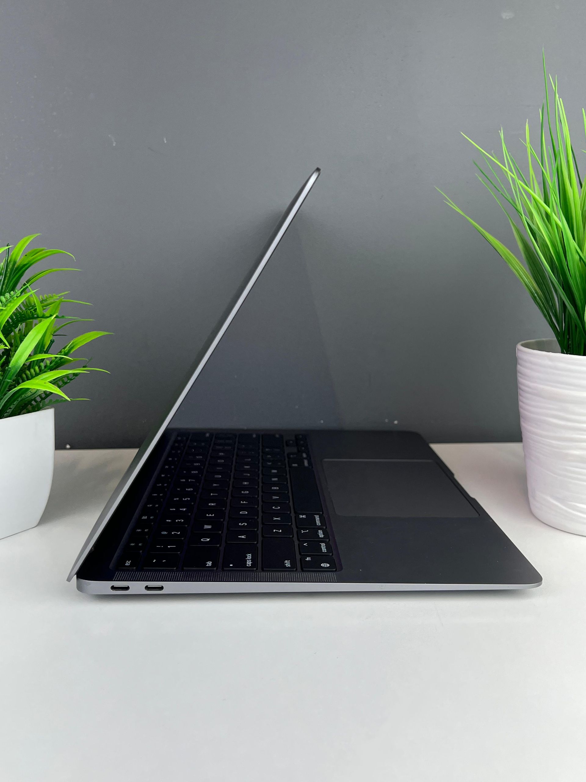 Ноутбук Apple macbook air 13 m1 Apple M1 ядер 8 GB 256 GB 13.3 дюймов