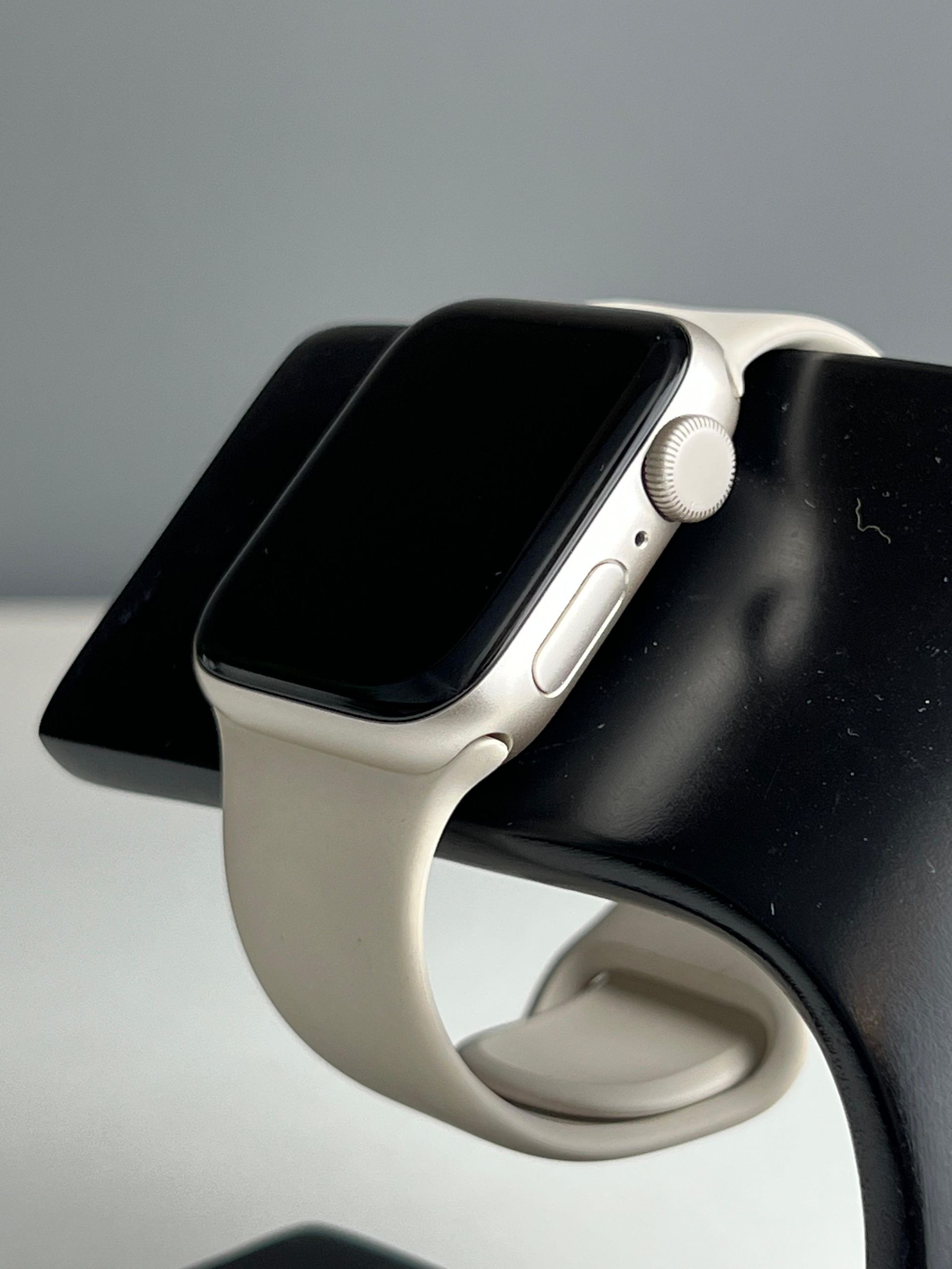 Apple Series SE 40 mm (2е поколение) 40mm