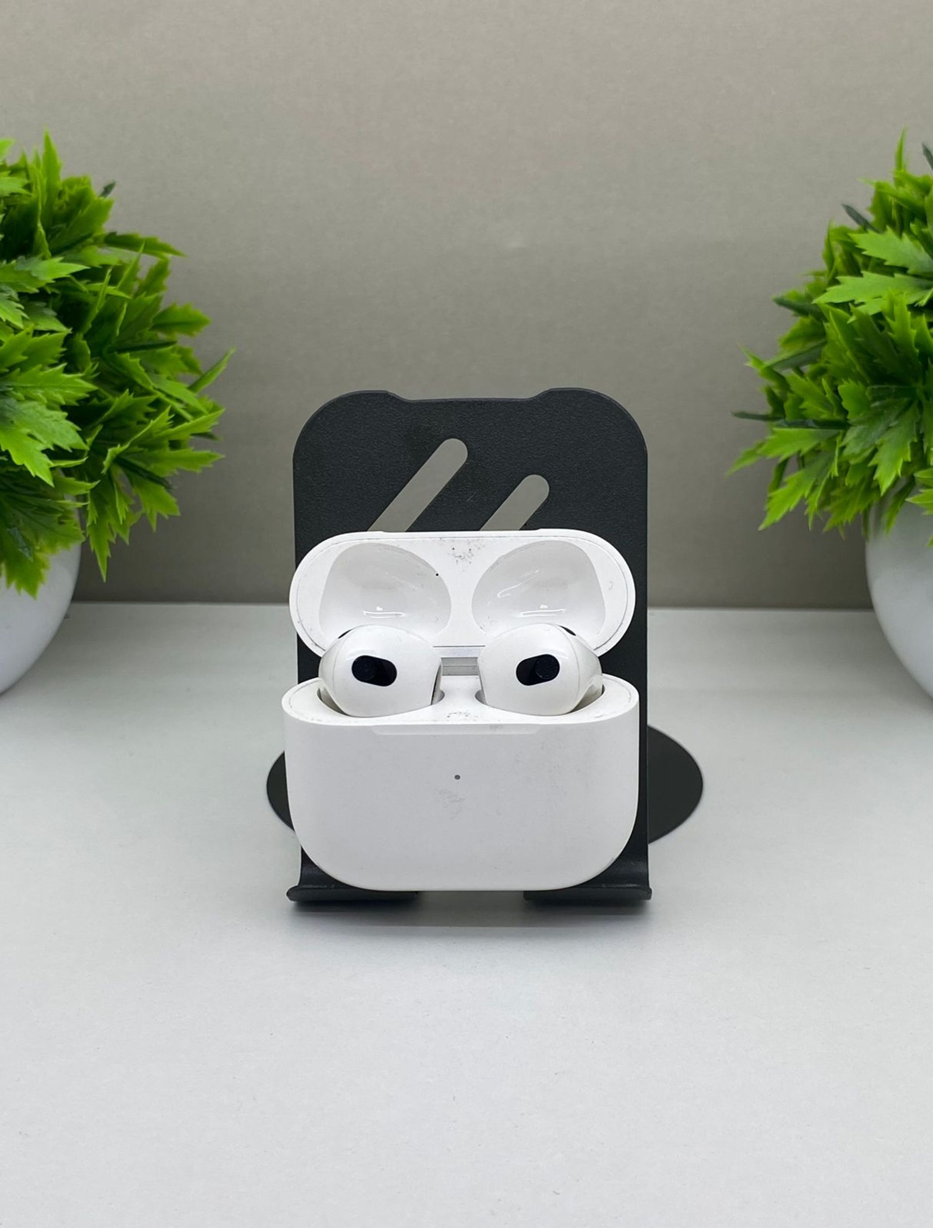 Apple AirPods 3 series