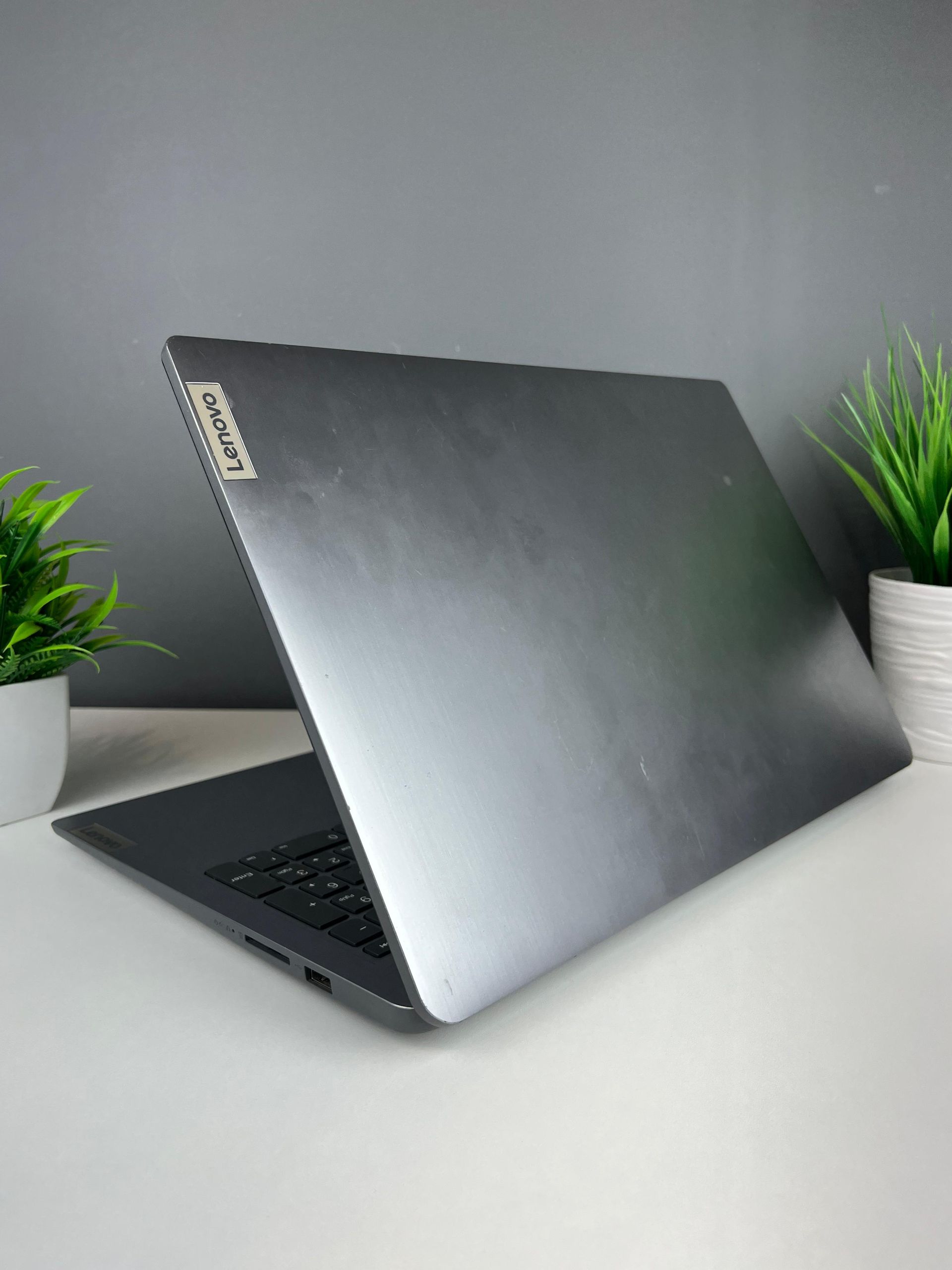 Ноутбук Lenovo core i5/12 пок  Intel Core i5  12-поколение  ядер 8 GB 500 GB 15 дюймов