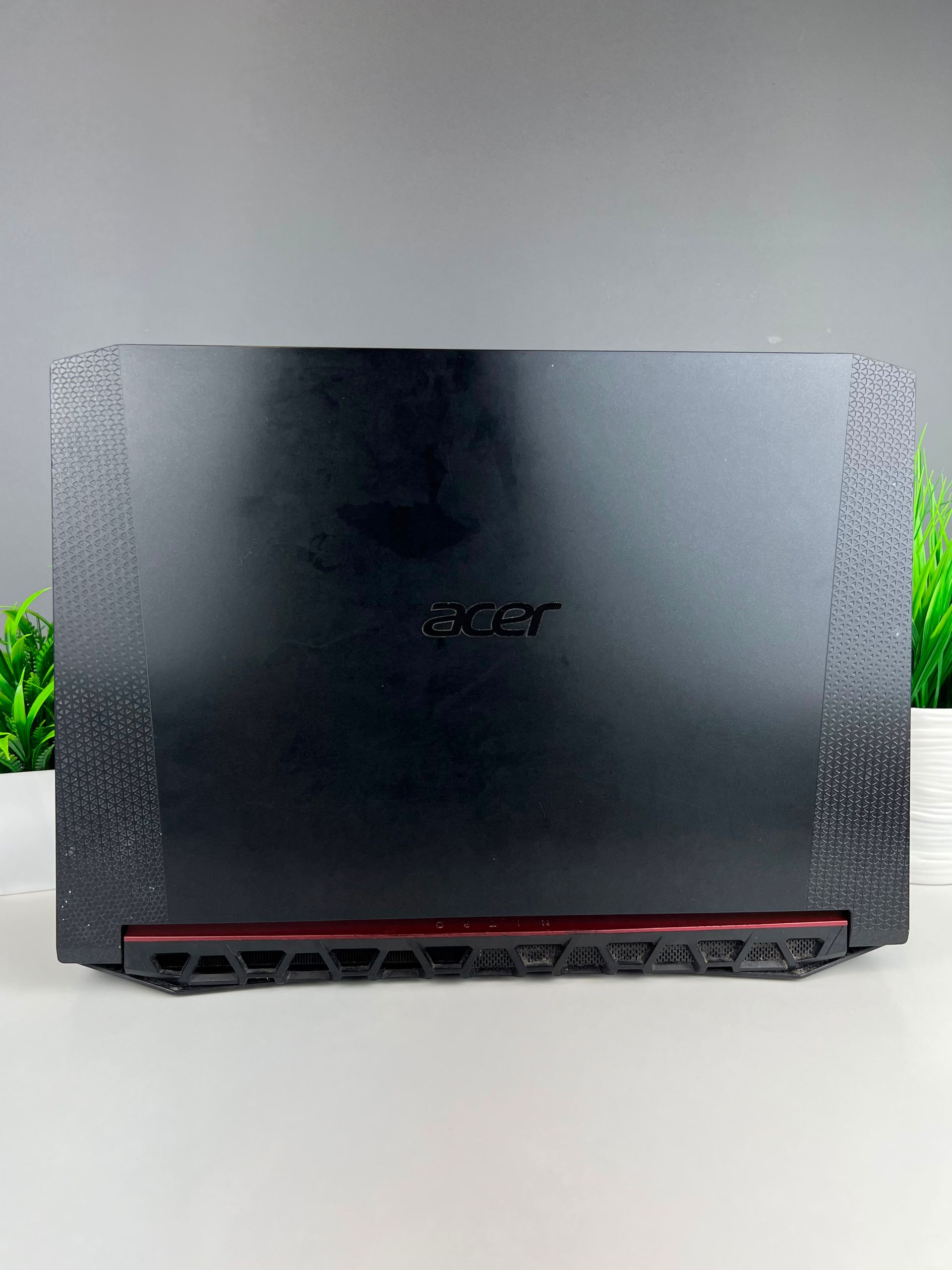 Ноутбук Acer Nitro  Intel Core i5  9-поколение  ядер 16 GB 500 GB 14 дюймов