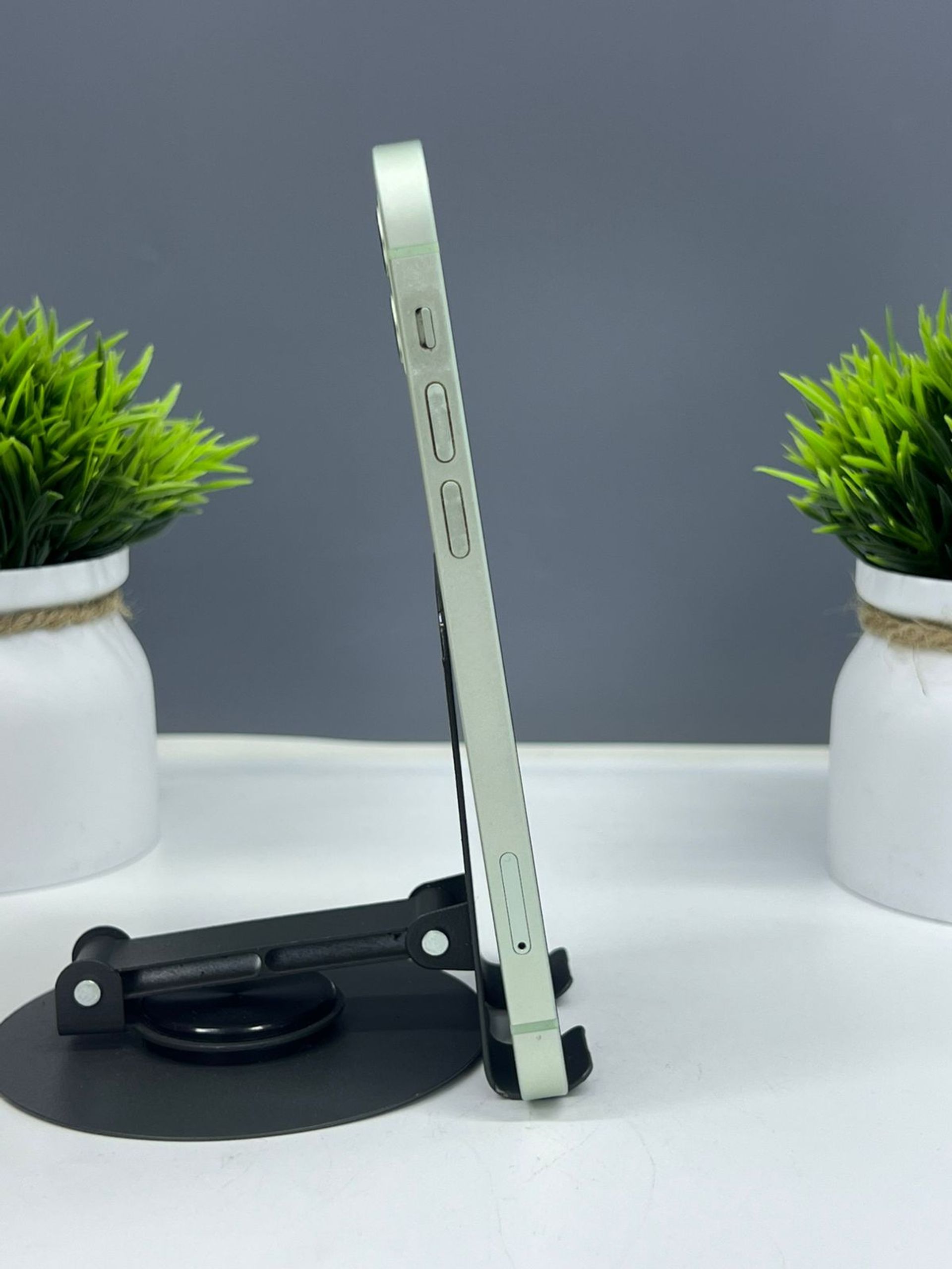 Apple iPhone 12 64 GB