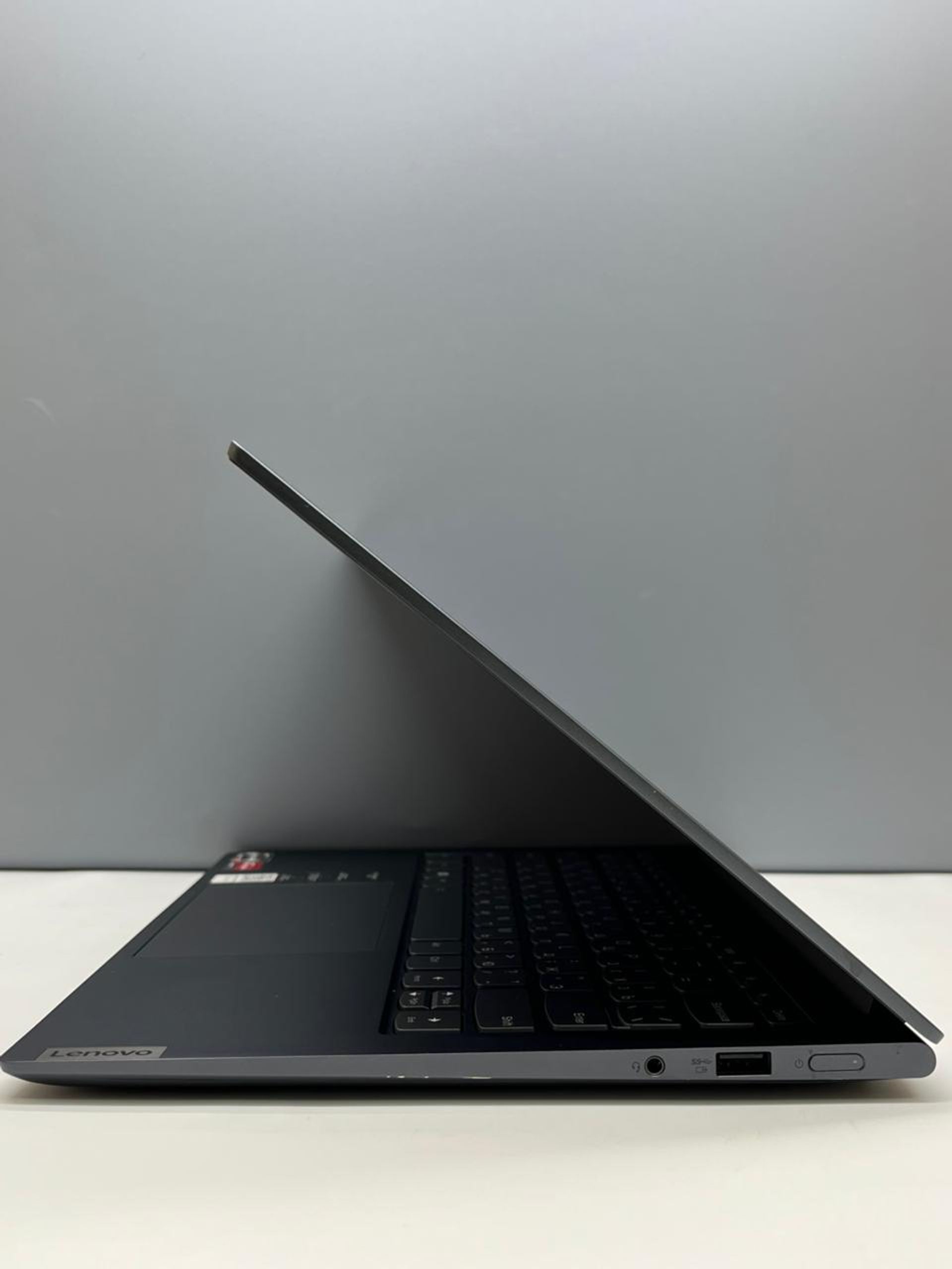 Lenovo Ryzen 7 (5-е поколение) 2023 (8 ядер / 16 потоков)