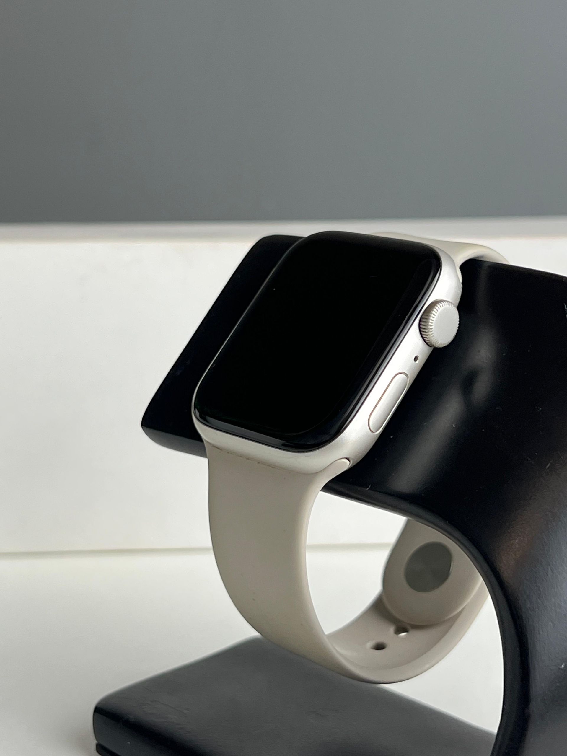 Apple Series SE 44 мм (2е поколение) 44mm