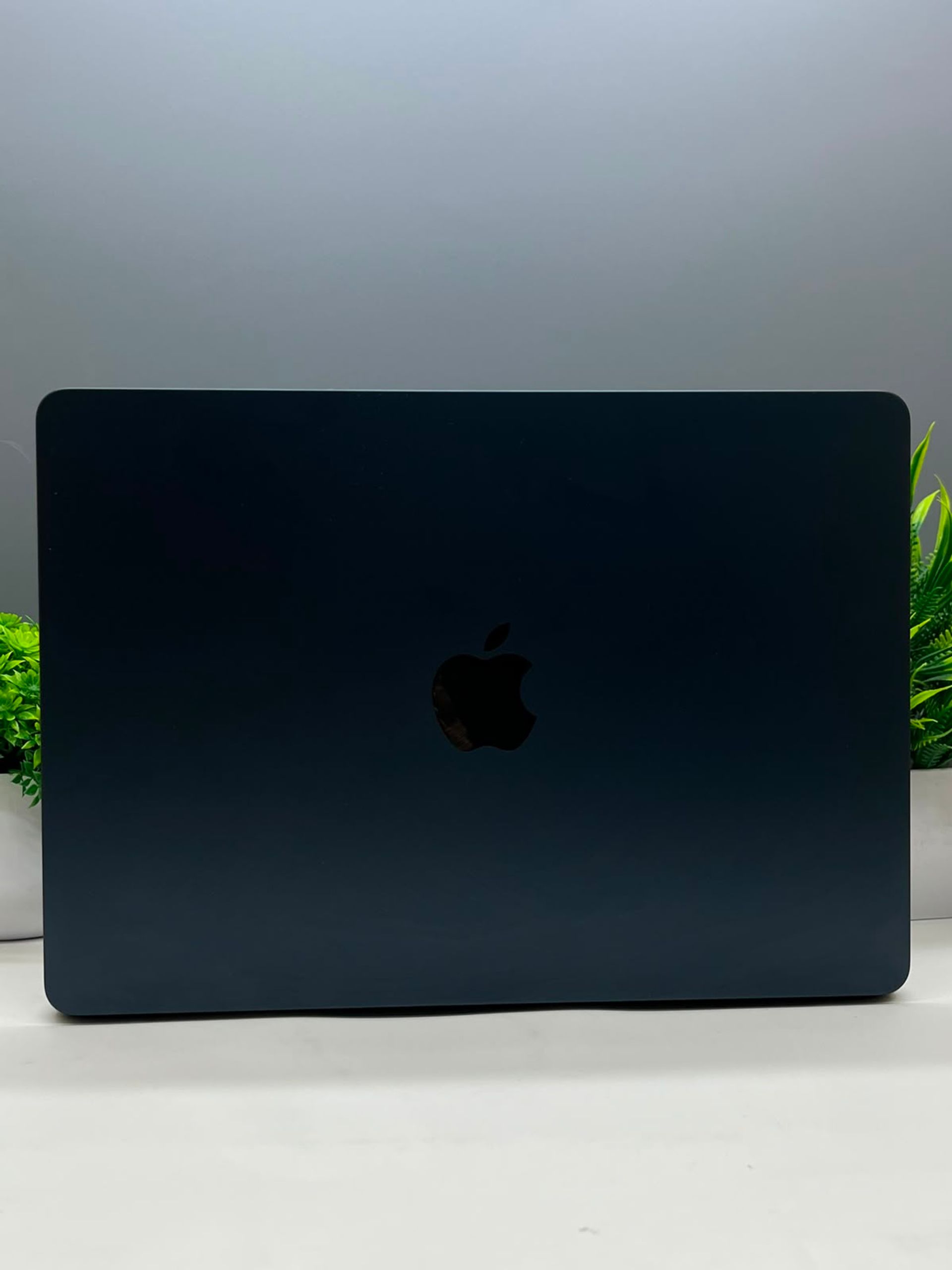 Ноутбук Apple macbook air 13 m3 Apple M3 Pro ядер 8 GB 256 GB 13 дюймов
