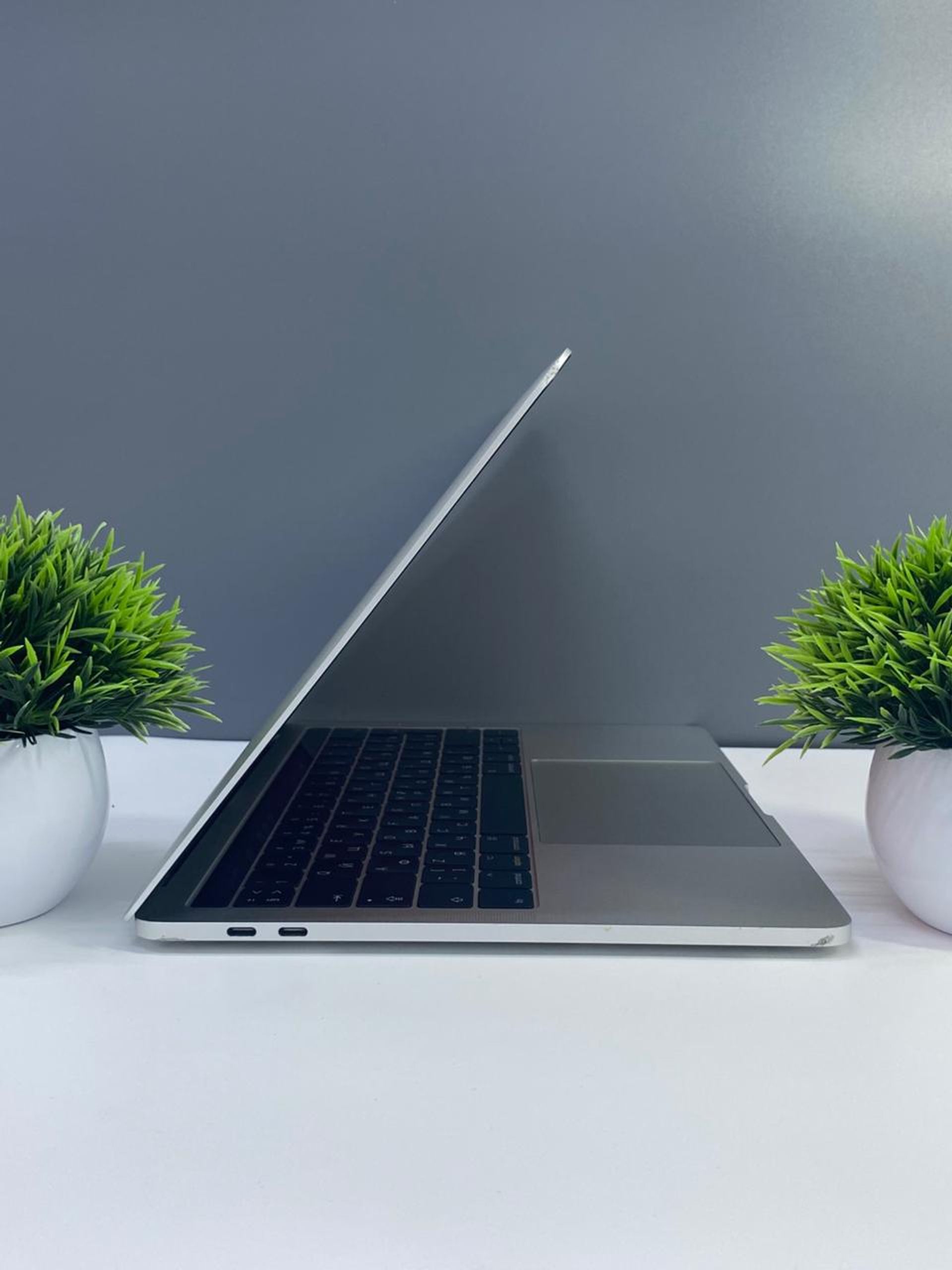 Ноутбук Apple MacBook Air Intel i5 ядер 8 GB 256 GB 13 дюймов