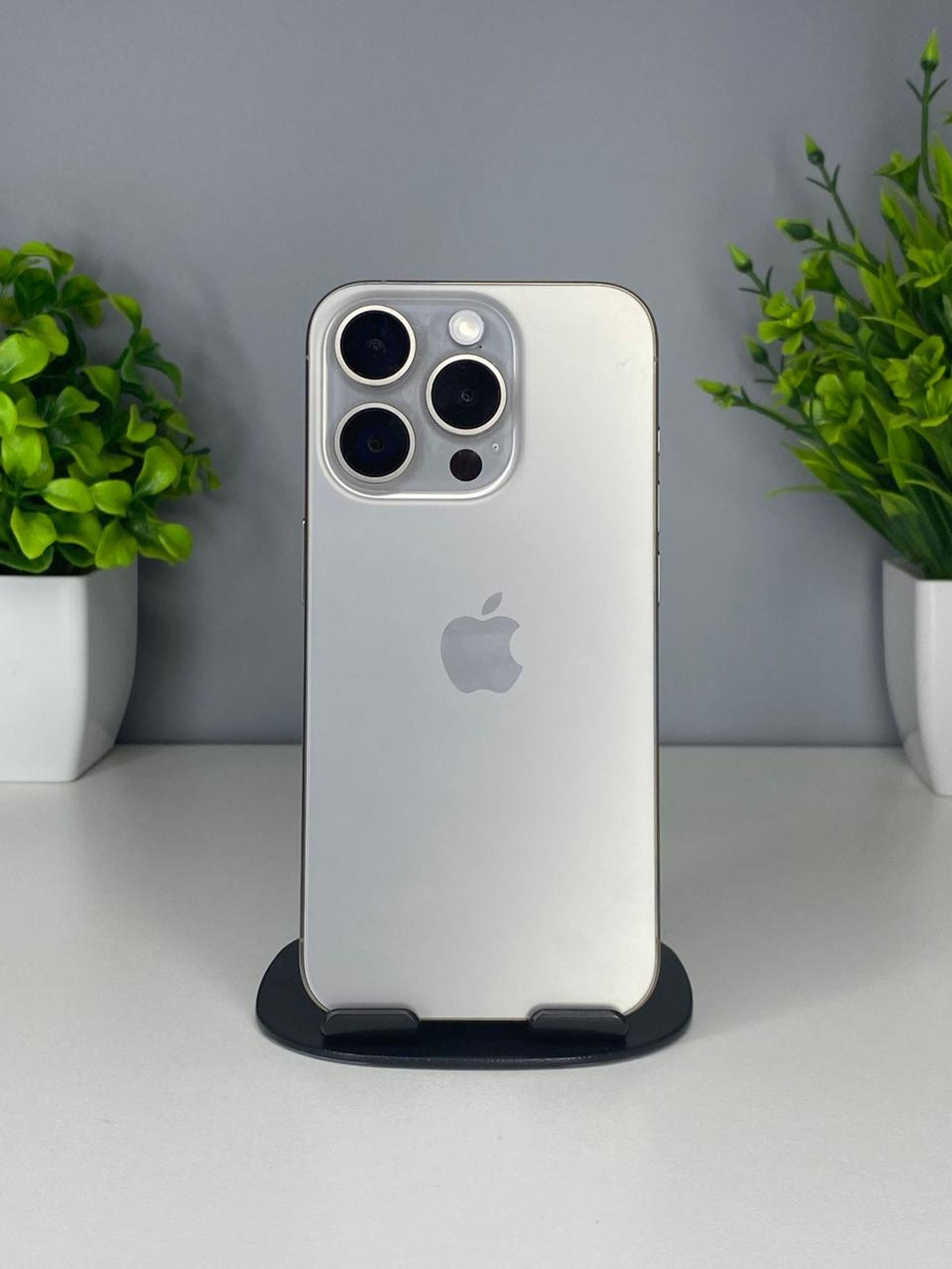 Apple iPhone 15 Pro 128GB - фото_0