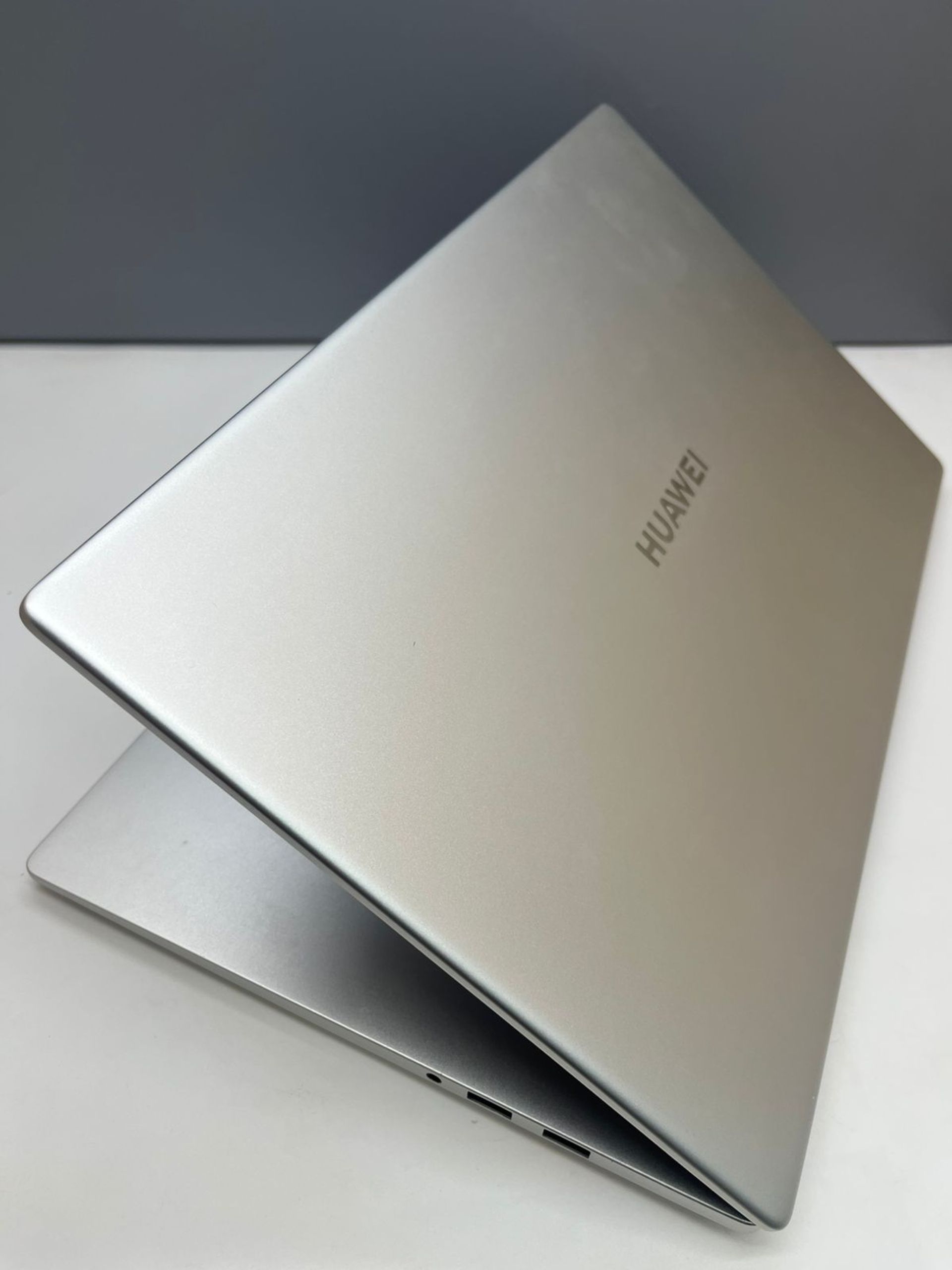 Huawei Core i3/11-пок