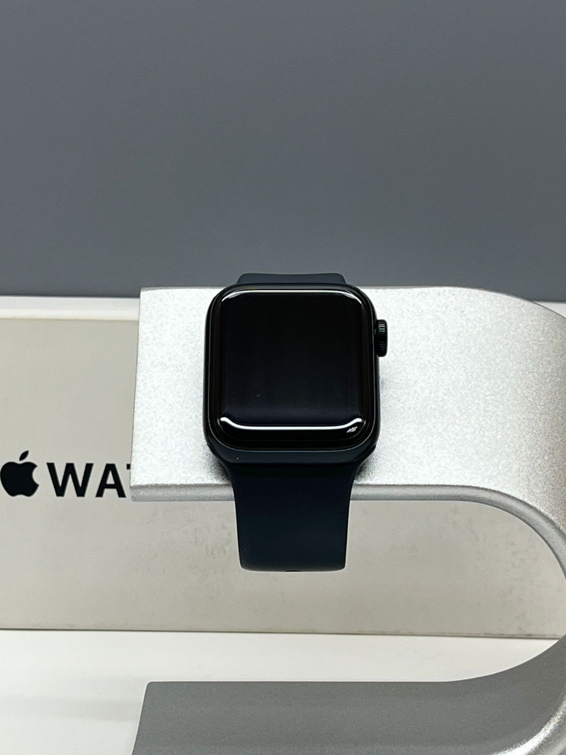 Apple Watch SE 40 мм (2е поколение)