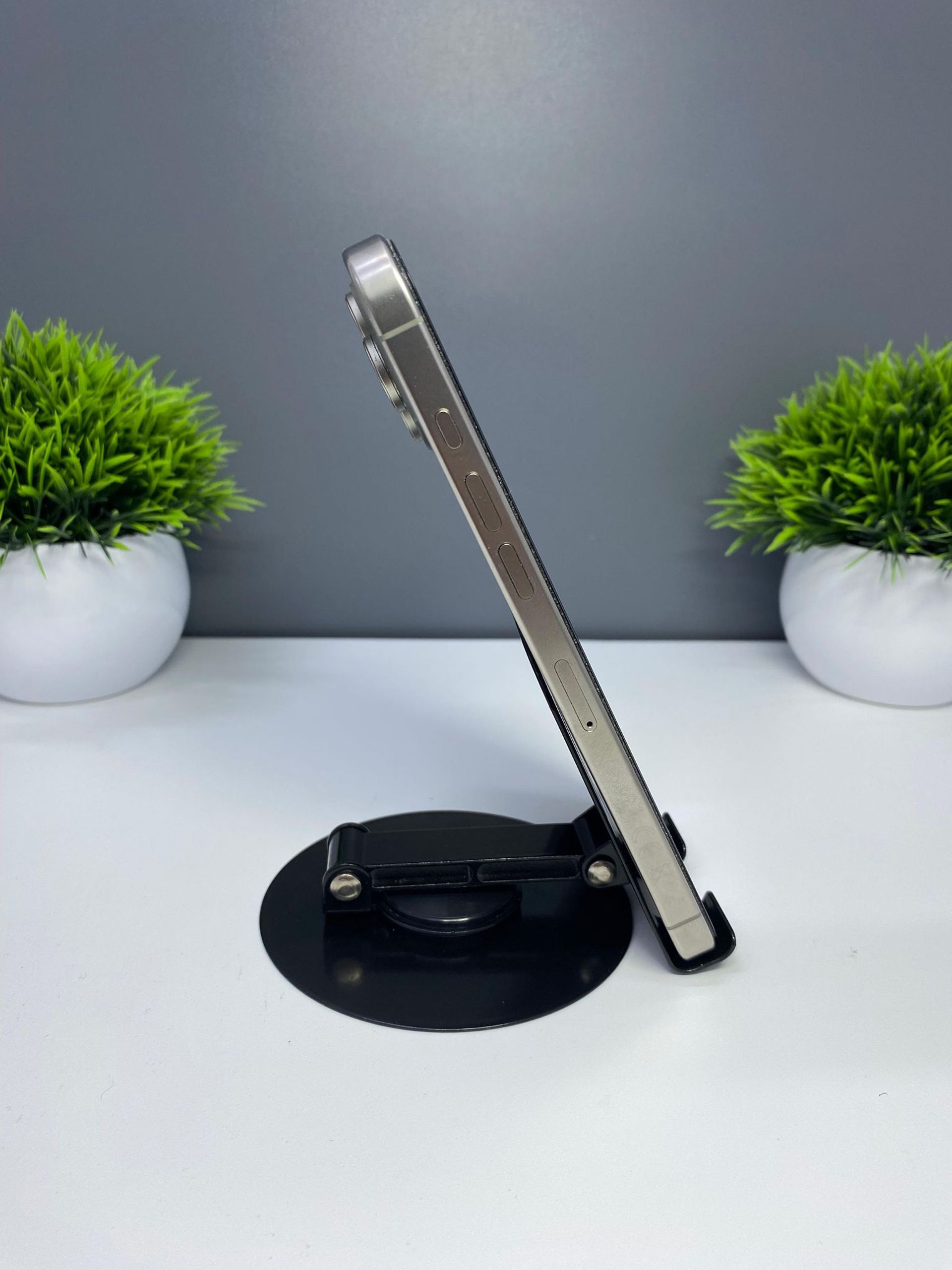 Apple iPhone 16 Pro Max 256GB - фото_2