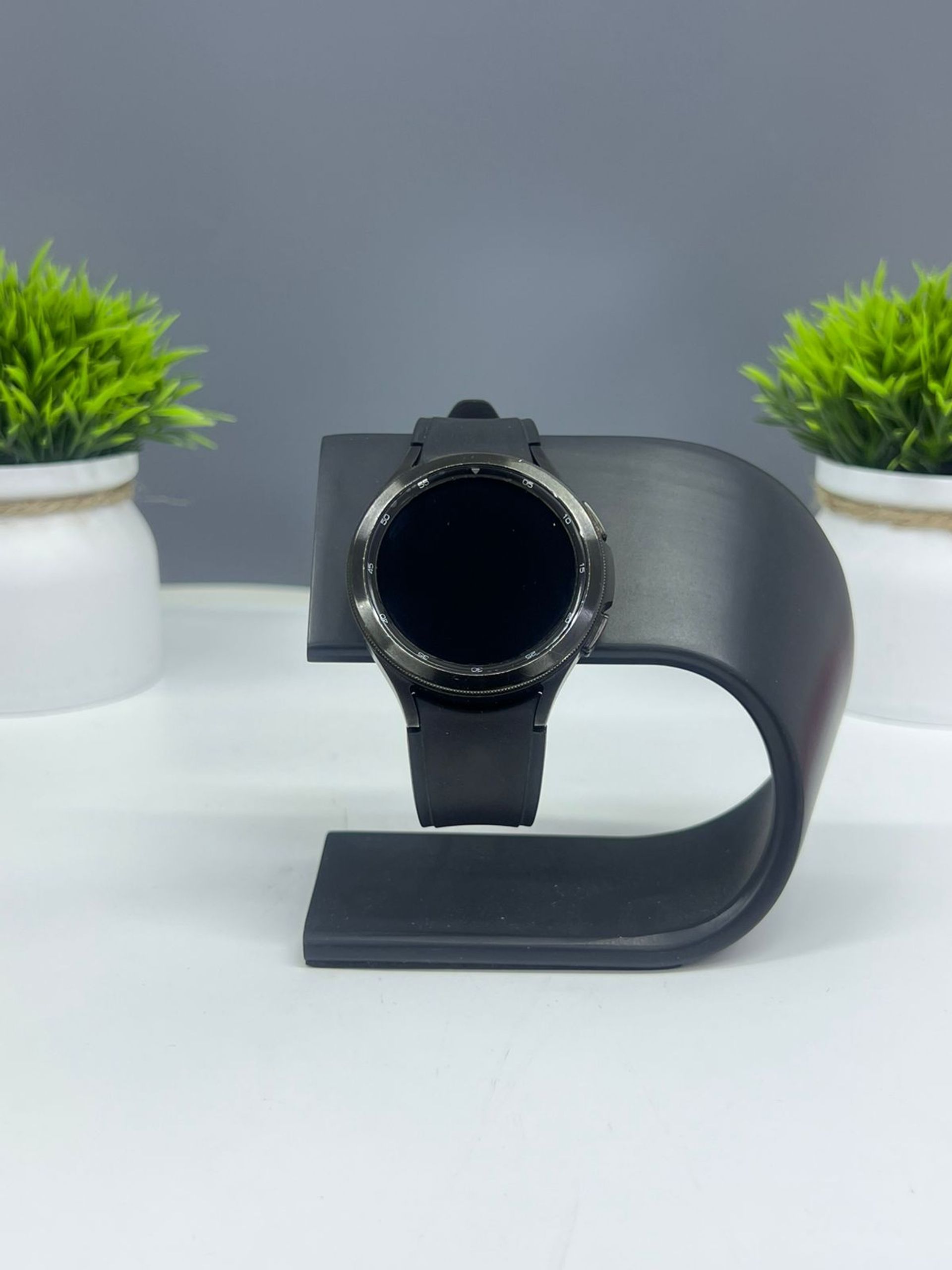 Samsung Series 4 Classic SM-R890