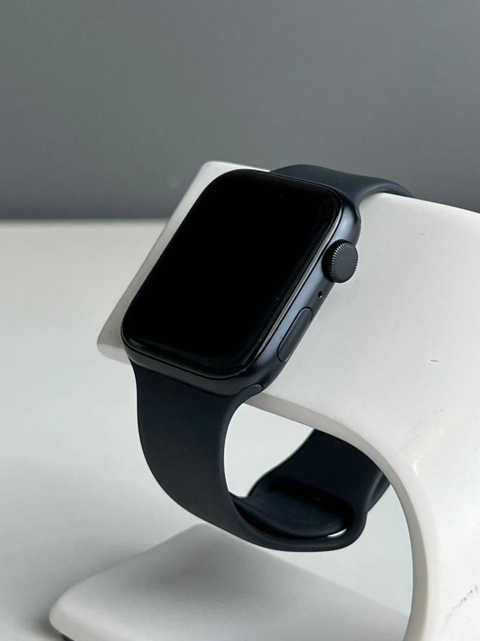 Apple Watch SE 44 мм (3е поколение)
