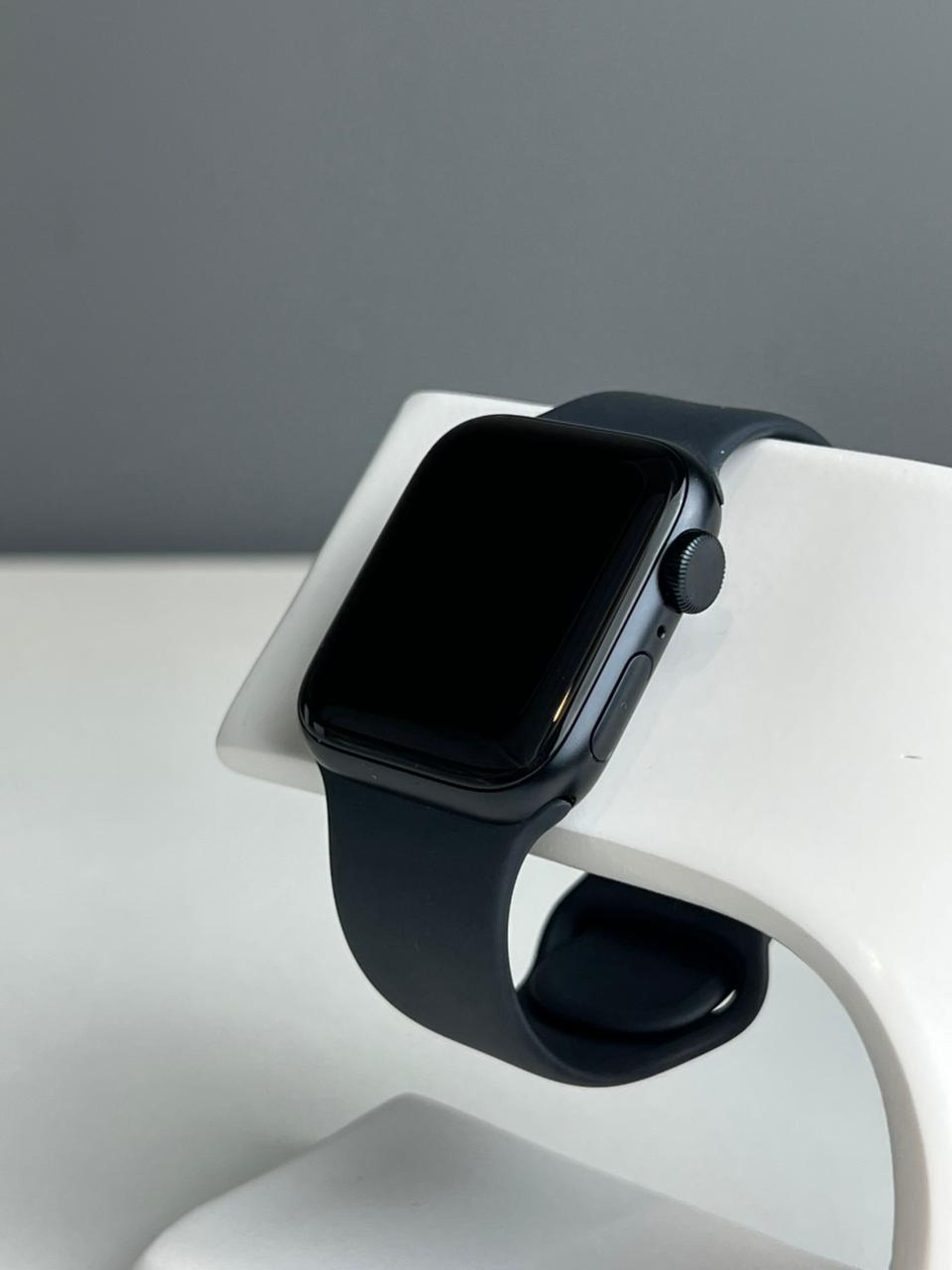 Apple Watch SE 40 мм (2е поколение)